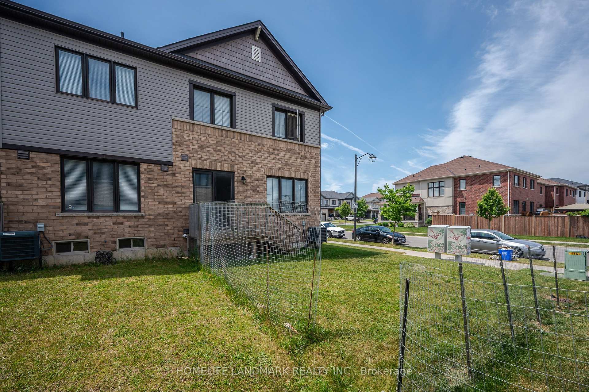 Photo 28 of 2 Prestwick Street, Hamilton, Stoney Creek — HOMEH