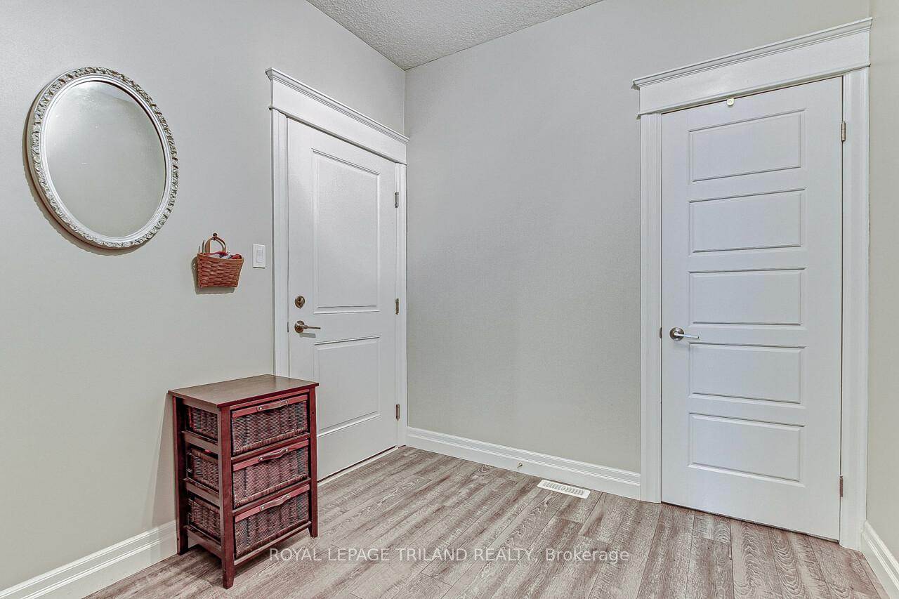 Photo 7 of 185 Spencer Avenue, Lucan Biddulph, Lucan — HOMEH