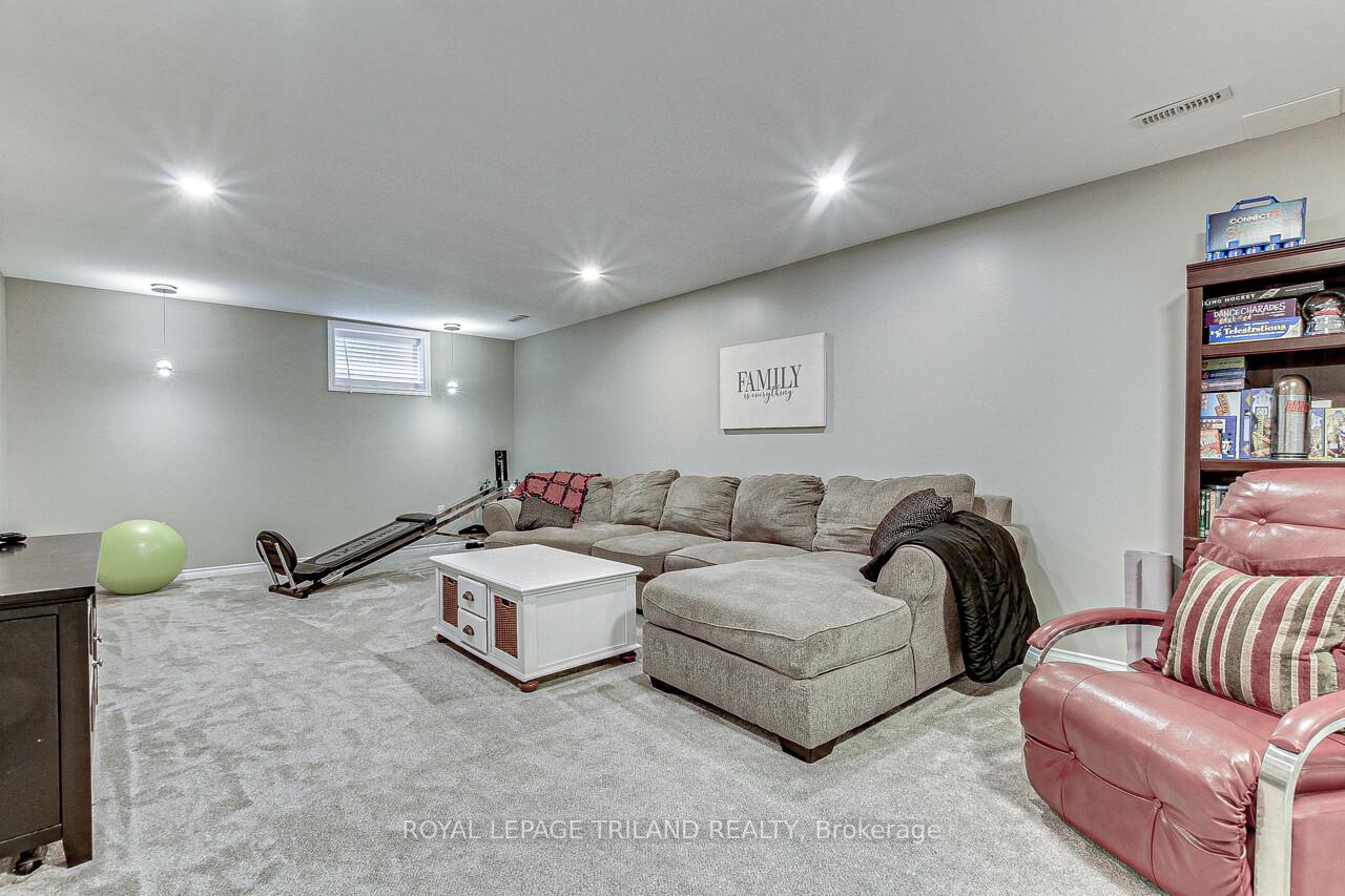 Photo 32 of 185 Spencer Avenue, Lucan Biddulph, Lucan — HOMEH