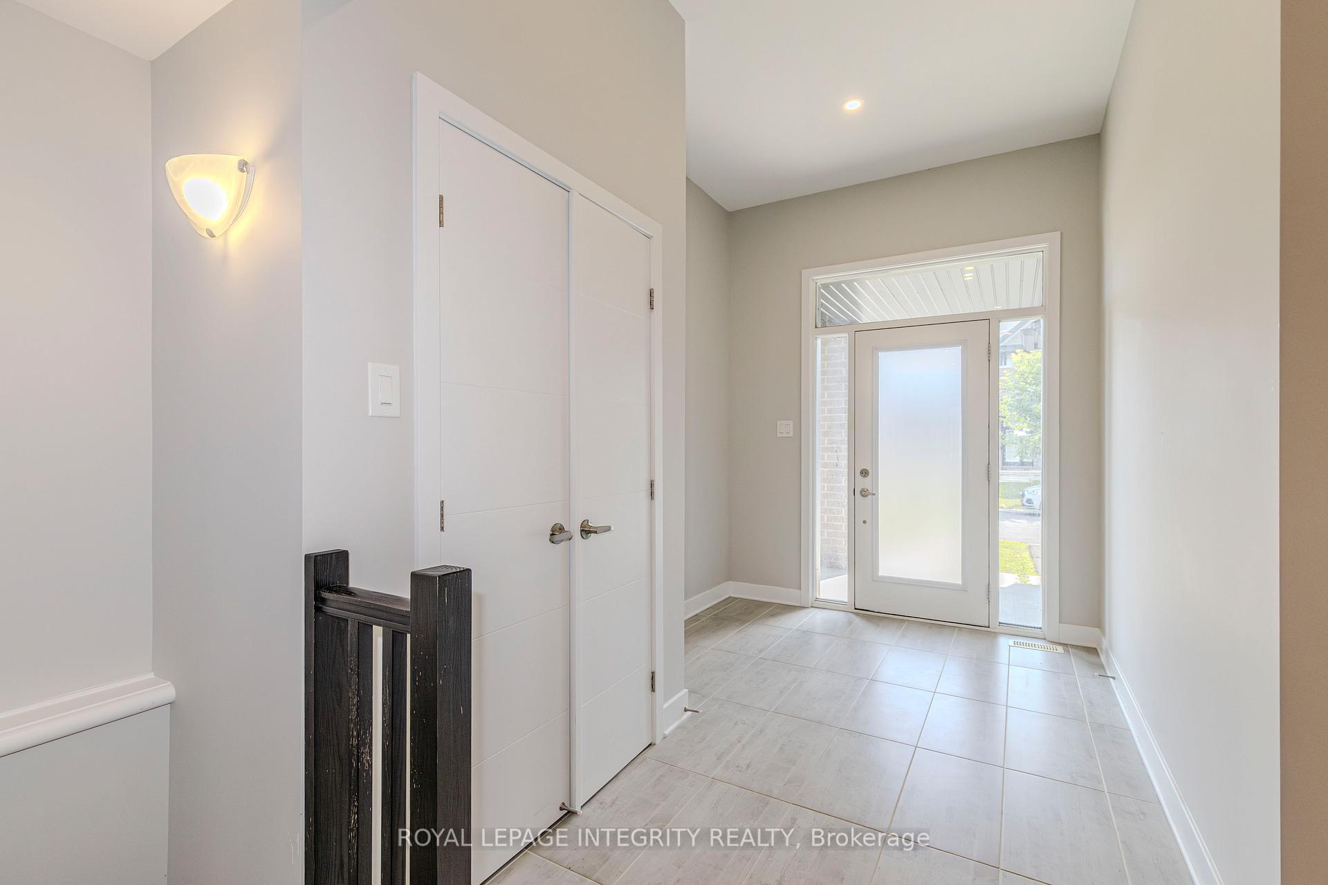 Photo 3 of 710 Twist Way, Ottawa, Kanata - Emerald Meadows/Trailwest — HOMEH