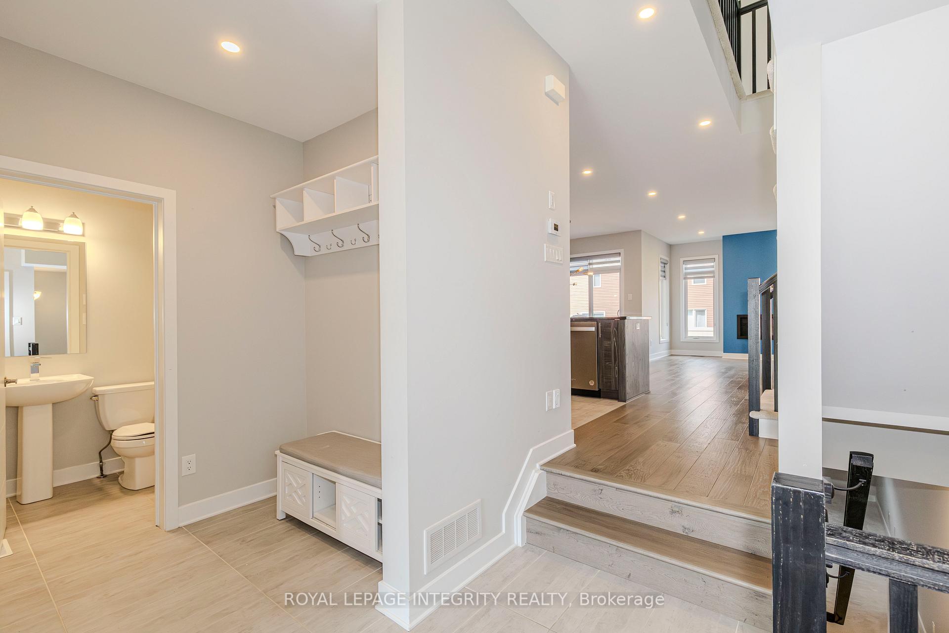 Photo 5 of 710 Twist Way, Ottawa, Kanata - Emerald Meadows/Trailwest — HOMEH