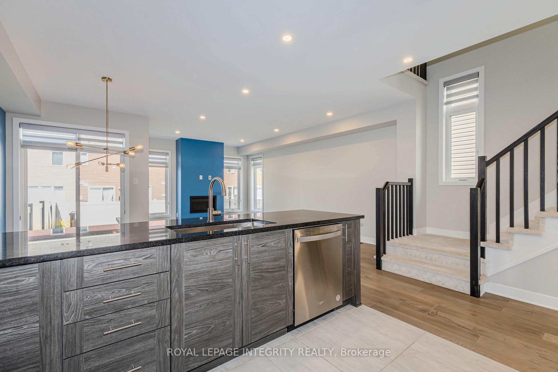 Photo 11 of 710 Twist Way, Ottawa, Kanata - Emerald Meadows/Trailwest — HOMEH