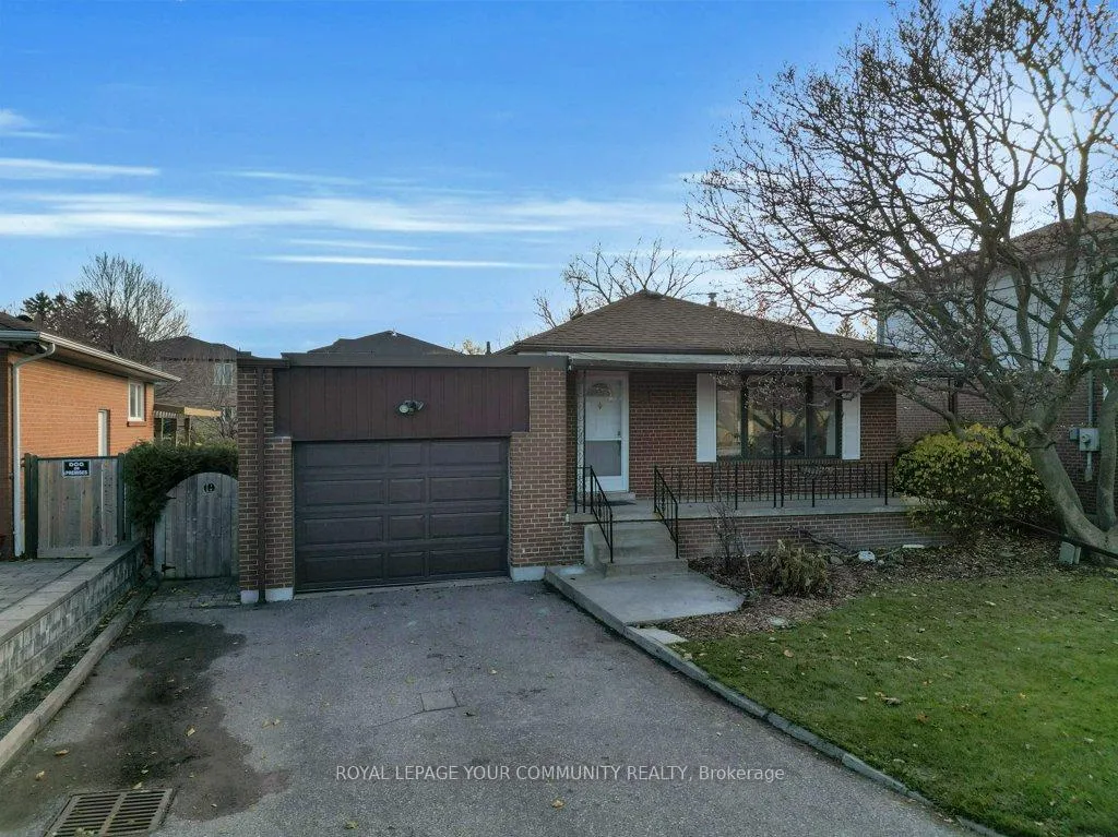 Photo 1 of 81 Clark Avenue, Markham, Thornhill — HOMEH