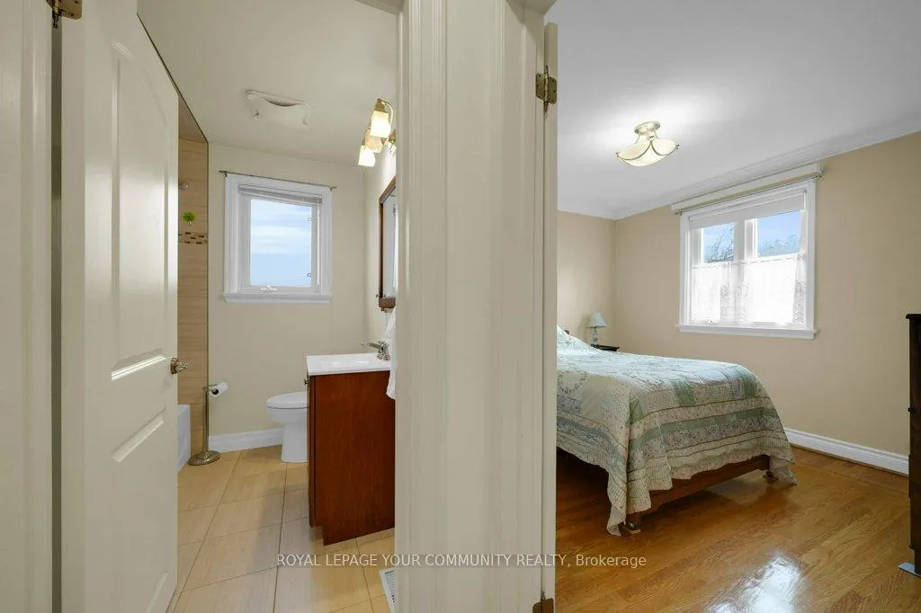 Photo 21 of 81 Clark Avenue, Markham, Thornhill — HOMEH