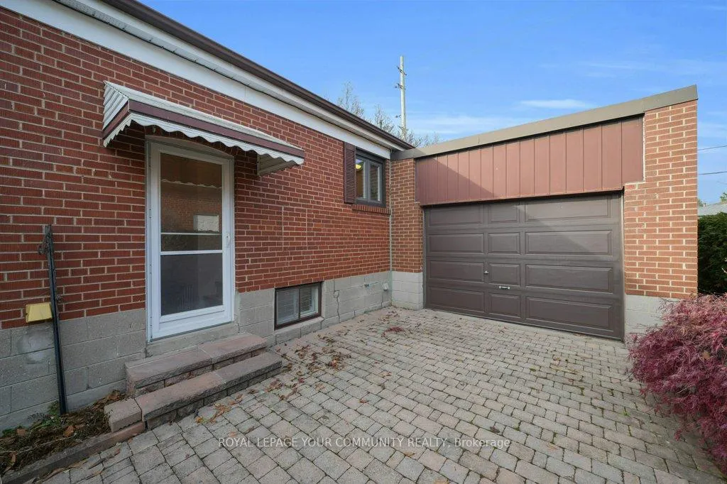 Photo 36 of 81 Clark Avenue, Markham, Thornhill — HOMEH
