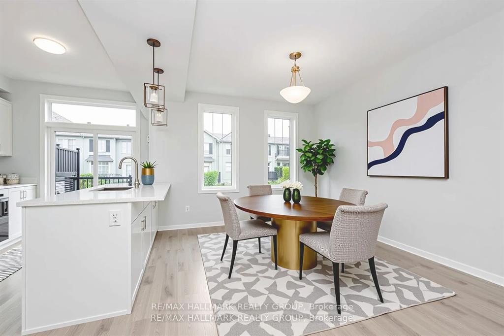 Photo 18 of 210 Attwell Private, Ottawa, Kanata - Morgan's Grant/South March — HOMEH