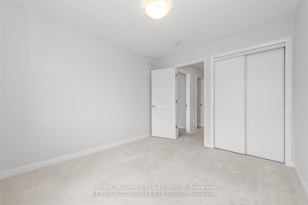 Photo 34 of 210 Attwell Private, Ottawa, Kanata - Morgan's Grant/South March — HOMEH