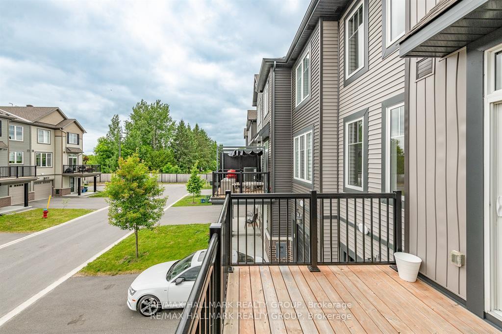 Photo 37 of 210 Attwell Private, Ottawa, Kanata - Morgan's Grant/South March — HOMEH