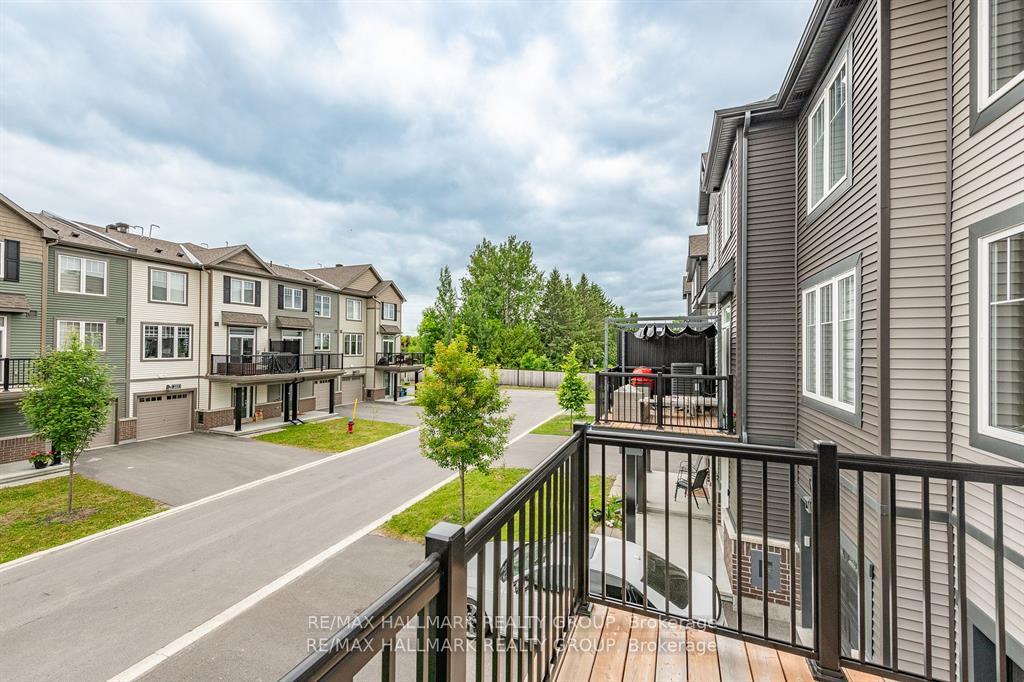 Photo 39 of 210 Attwell Private, Ottawa, Kanata - Morgan's Grant/South March — HOMEH