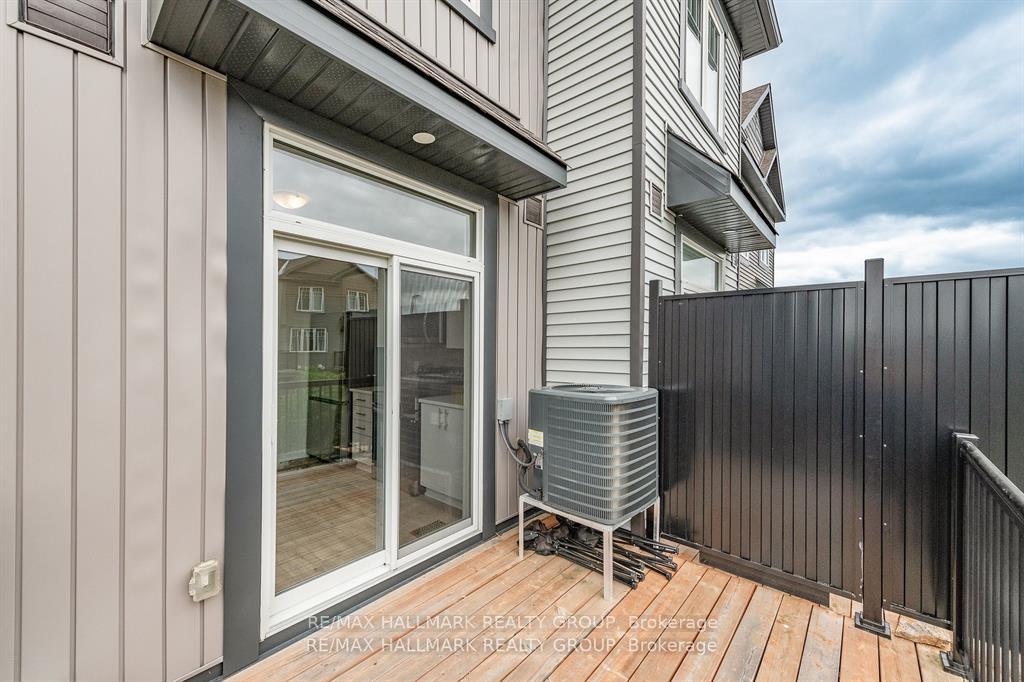 Photo 40 of 210 Attwell Private, Ottawa, Kanata - Morgan's Grant/South March — HOMEH
