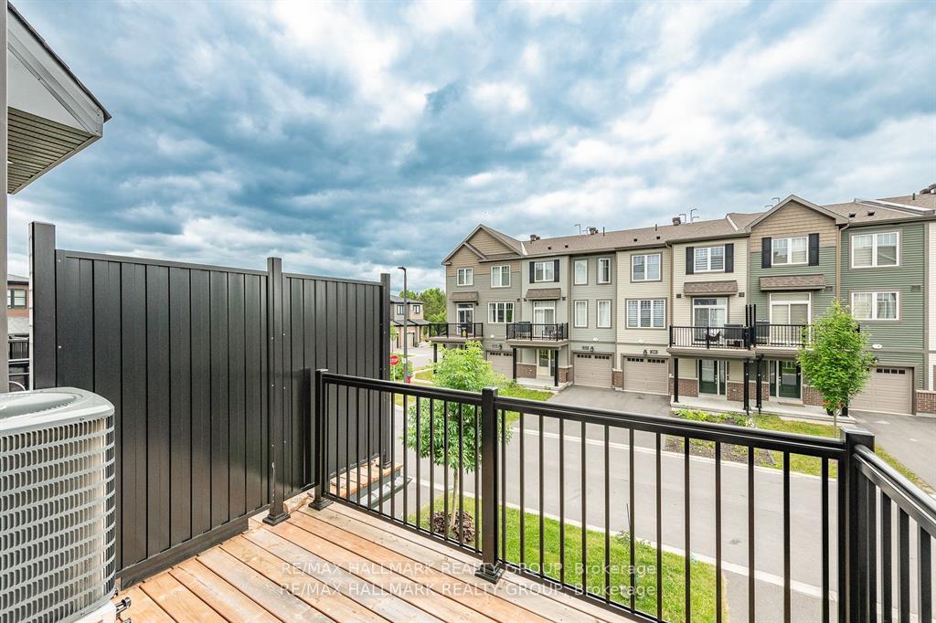 Photo 41 of 210 Attwell Private, Ottawa, Kanata - Morgan's Grant/South March — HOMEH