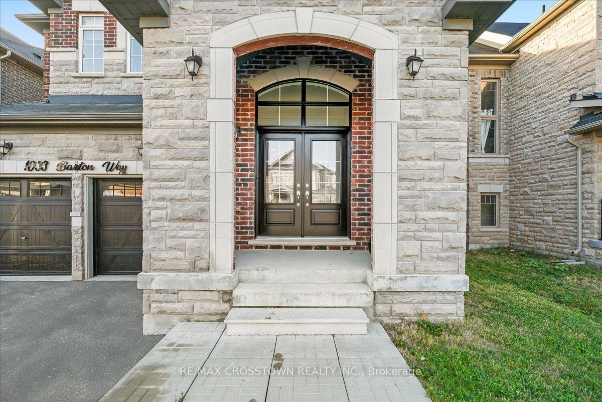 Photo 3 of 1033 Barton Way, Innisfil, Alcona — HOMEH