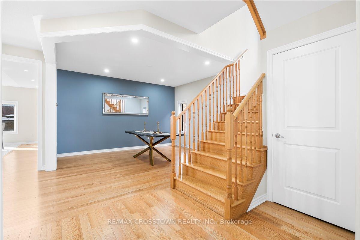 Photo 9 of 1033 Barton Way, Innisfil, Alcona — HOMEH