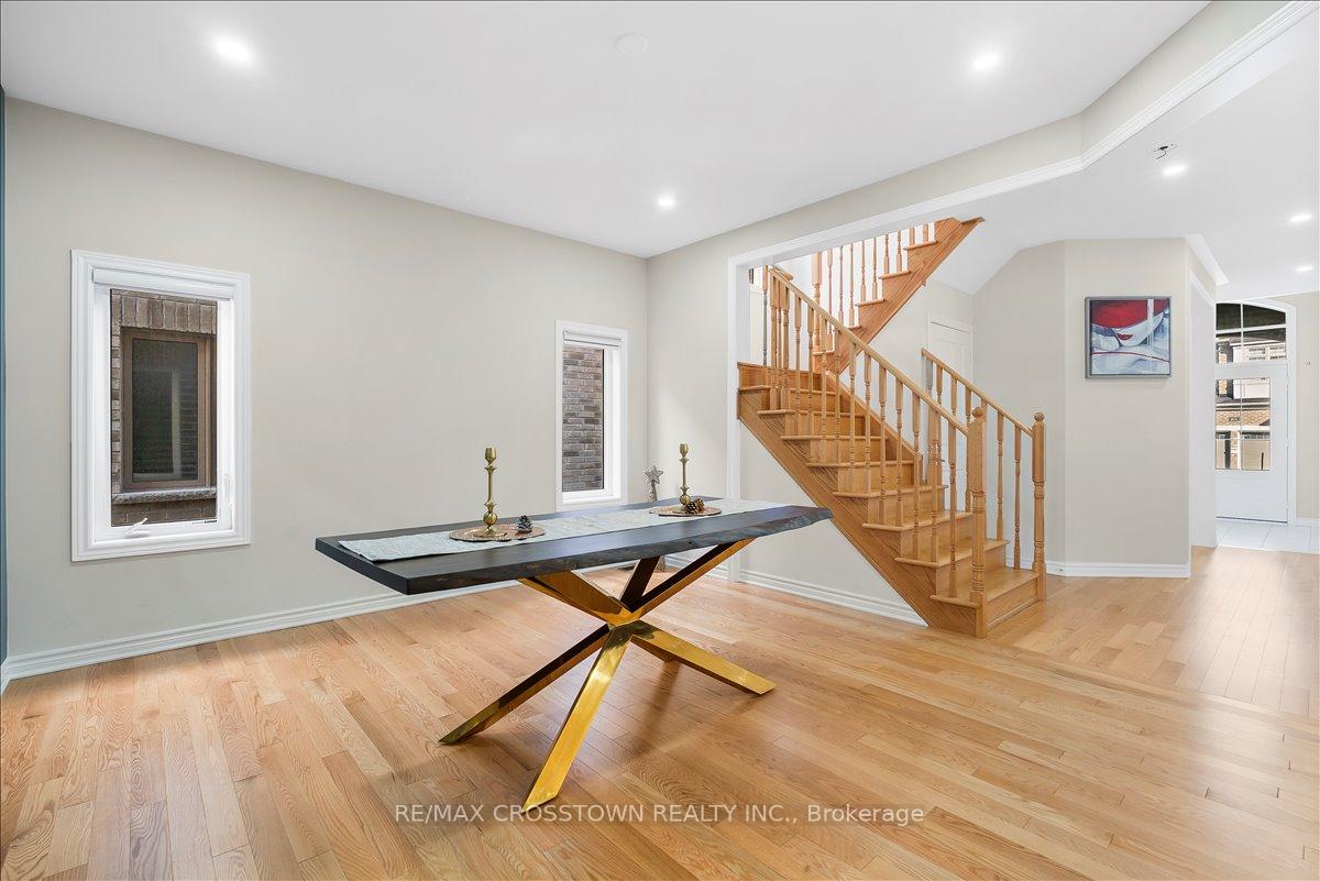 Photo 12 of 1033 Barton Way, Innisfil, Alcona — HOMEH