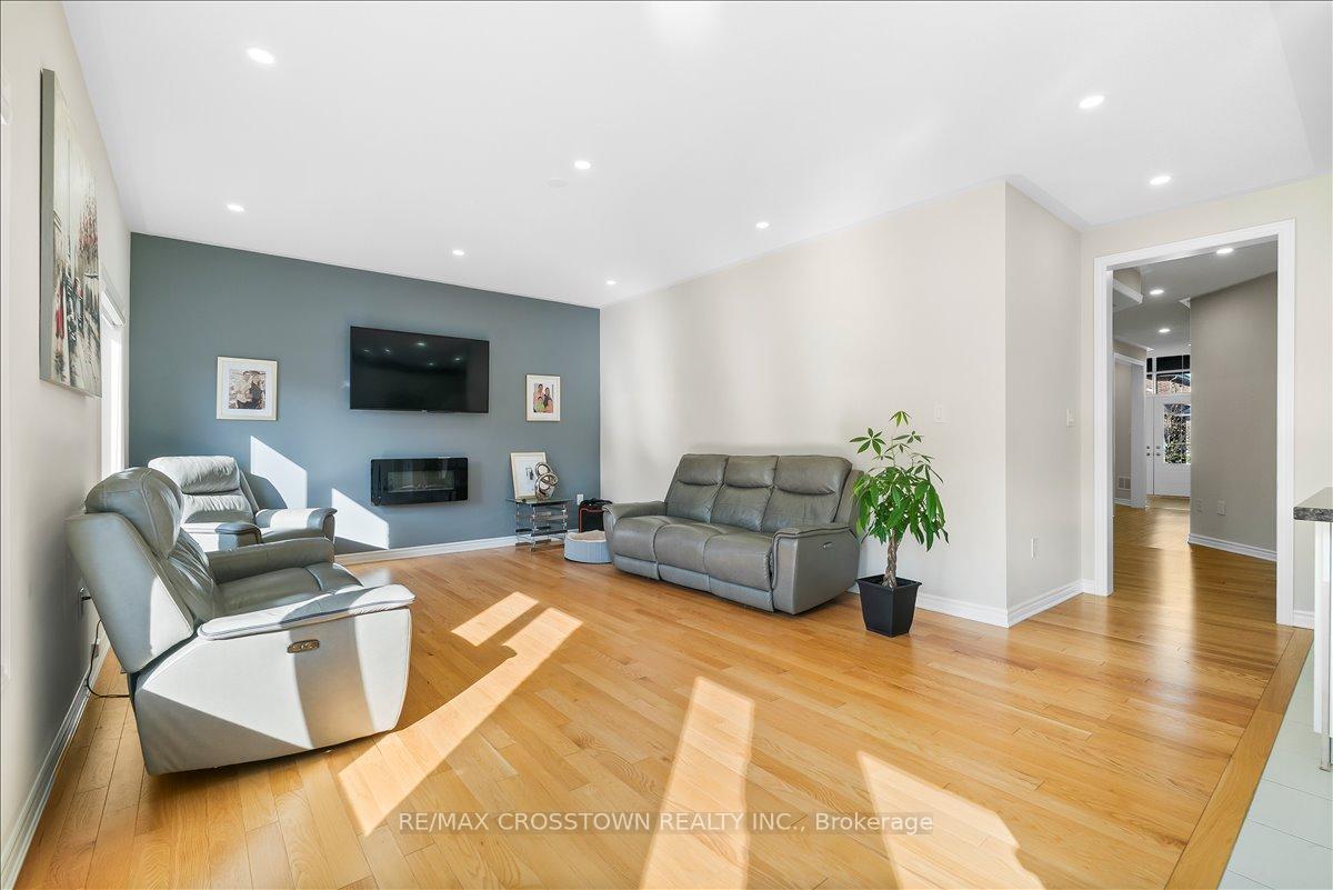 Photo 19 of 1033 Barton Way, Innisfil, Alcona — HOMEH