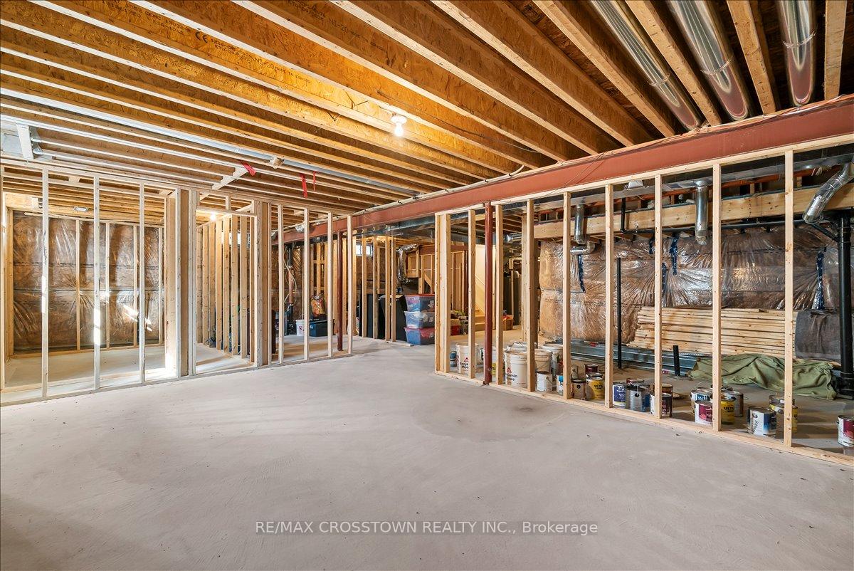 Photo 36 of 1033 Barton Way, Innisfil, Alcona — HOMEH