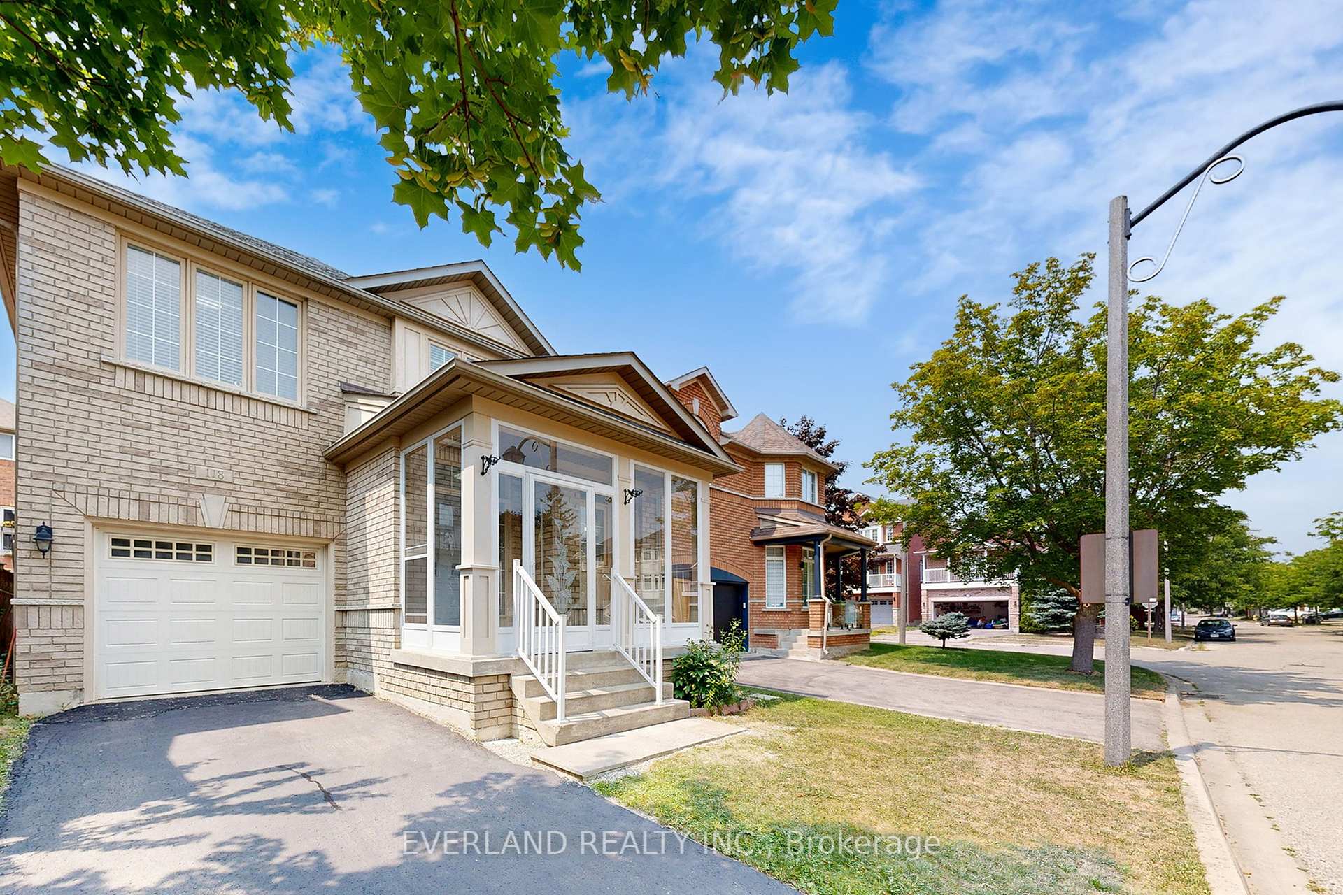 Photo 1 of 118 Orchard Hill Boulevard, Markham, Berczy — HOMEH