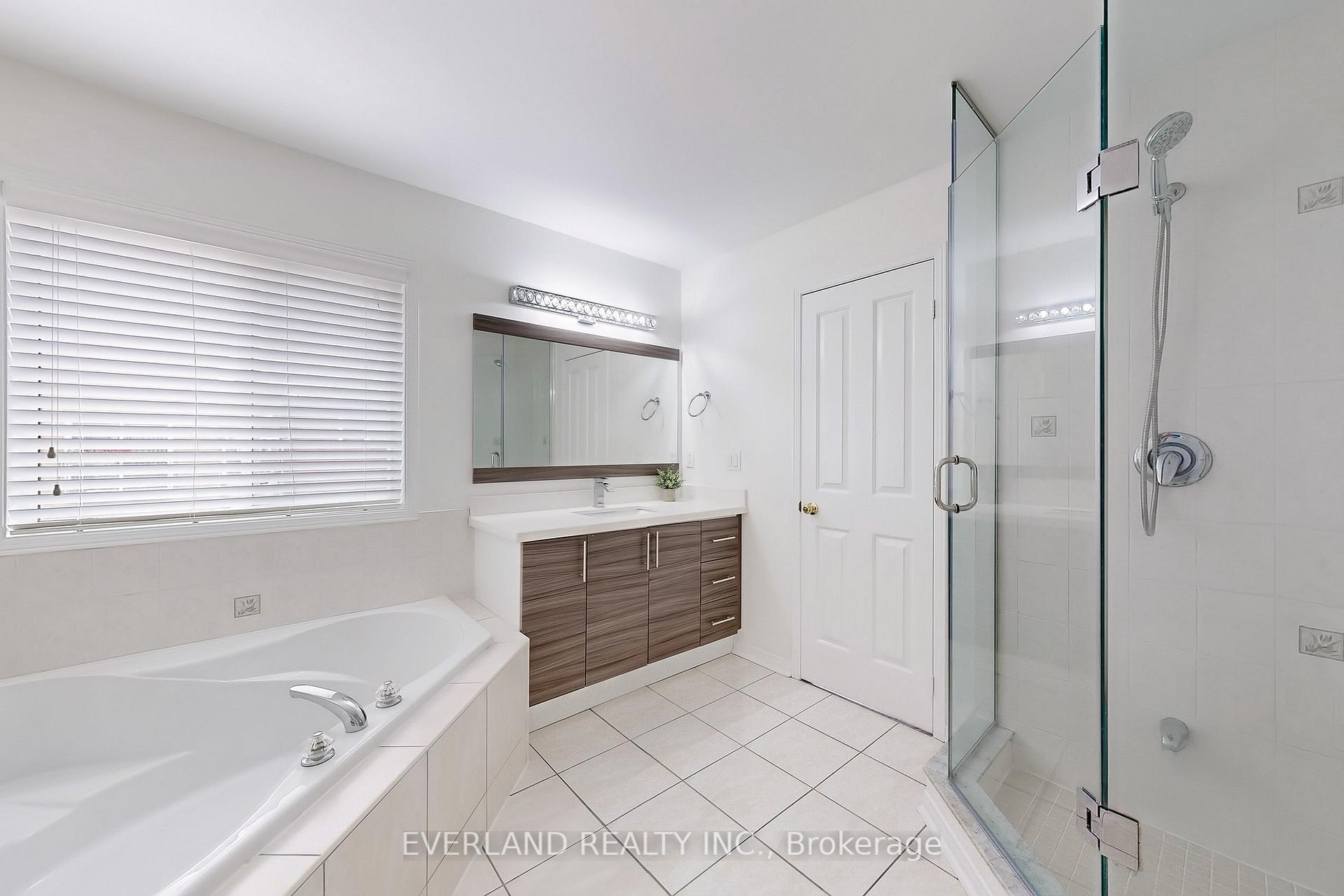 Photo 15 of 118 Orchard Hill Boulevard, Markham, Berczy — HOMEH