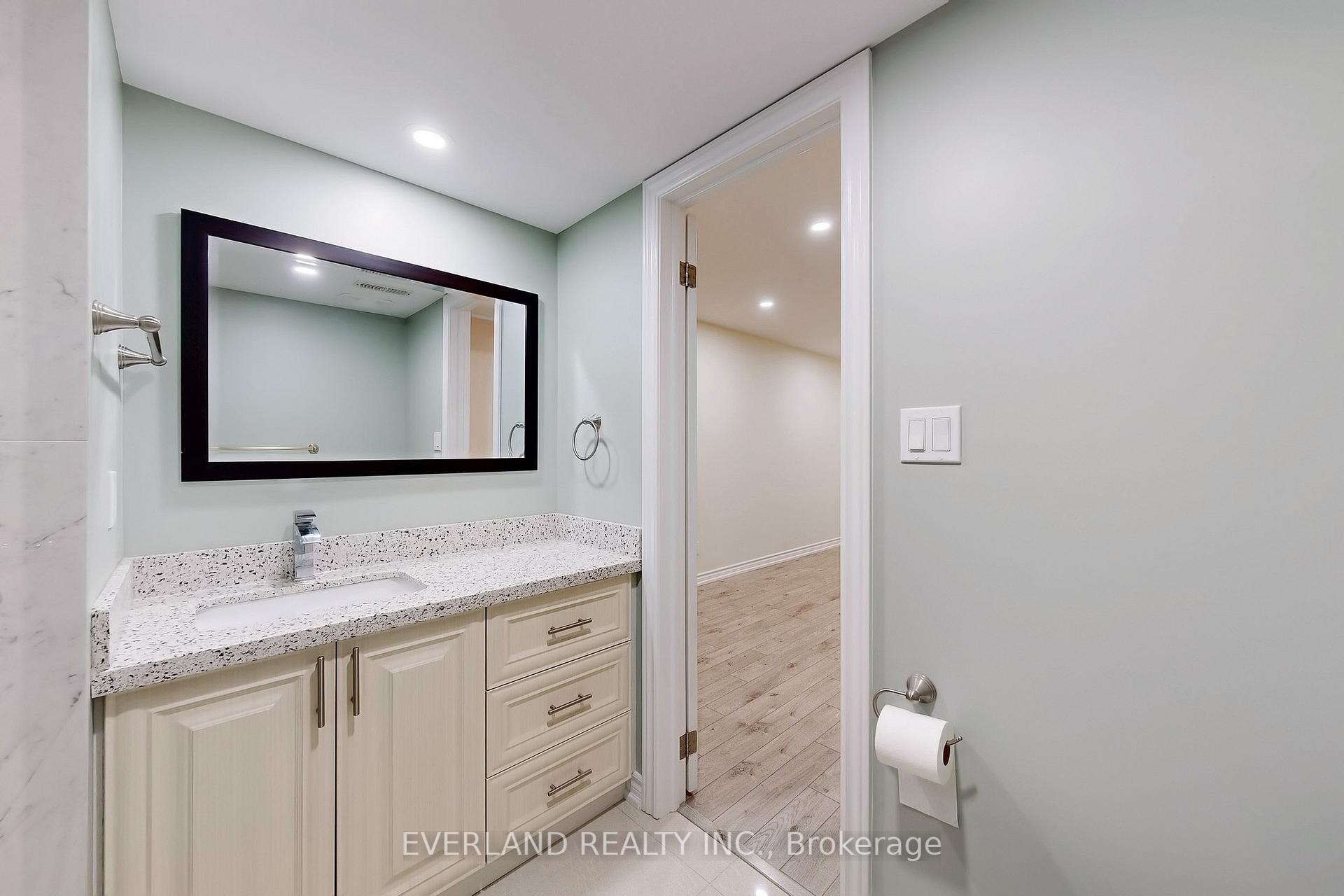 Photo 25 of 118 Orchard Hill Boulevard, Markham, Berczy — HOMEH