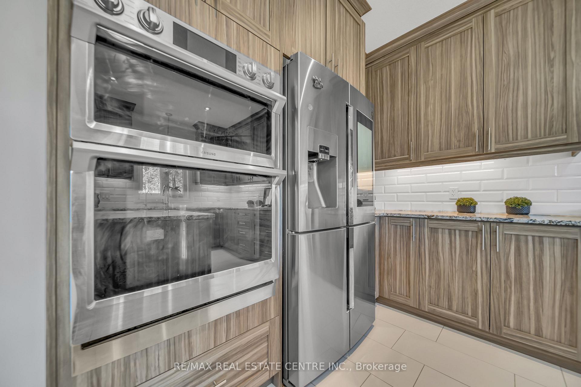 Photo 12 of 317 Blair Creek Drive, Kitchener — HOMEH