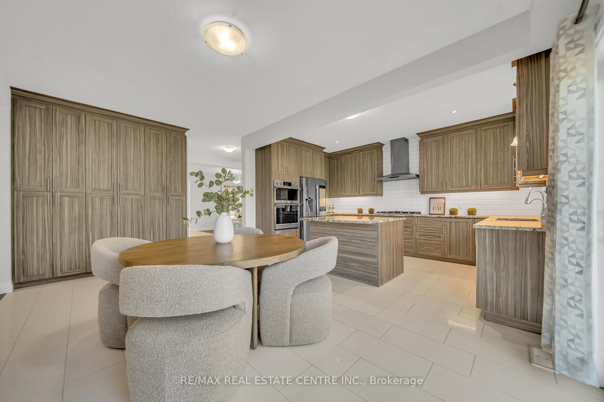 Photo 17 of 317 Blair Creek Drive, Kitchener — HOMEH