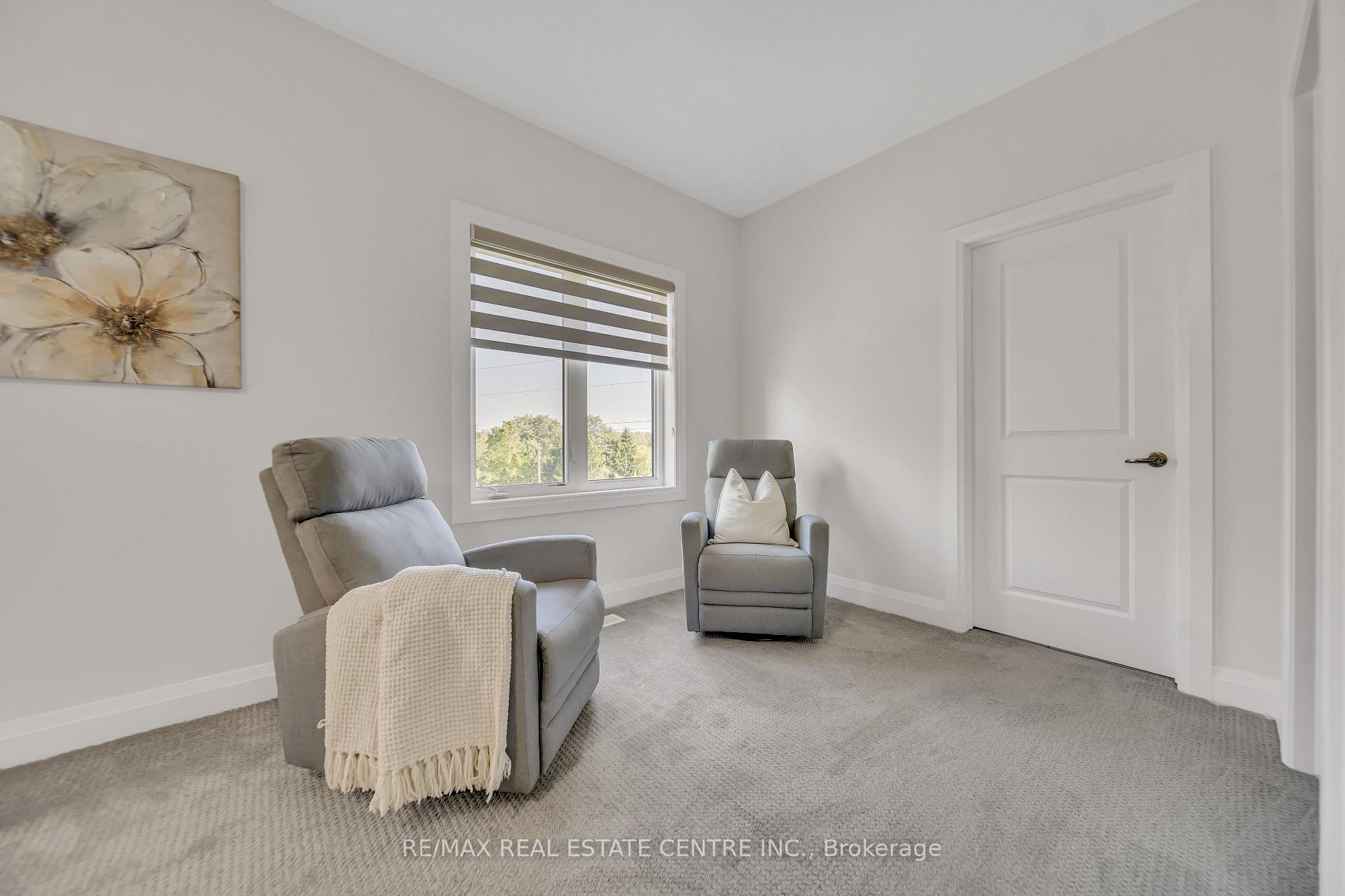 Photo 22 of 317 Blair Creek Drive, Kitchener — HOMEH