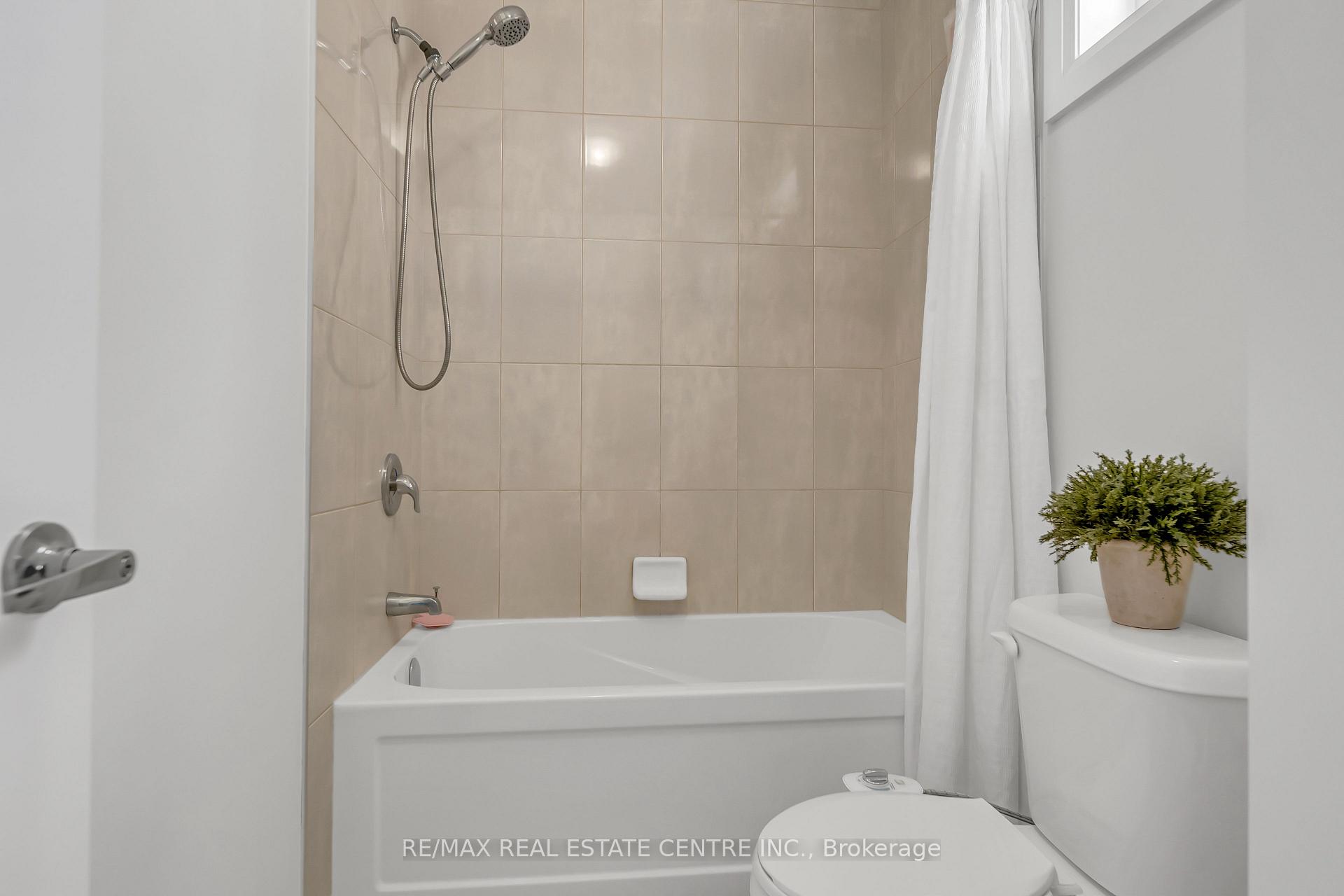 Photo 31 of 317 Blair Creek Drive, Kitchener — HOMEH