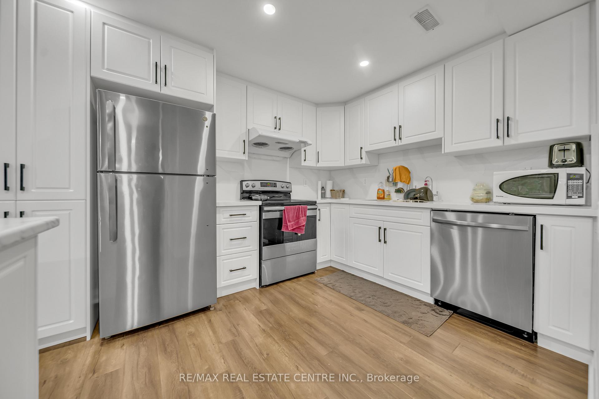 Photo 38 of 317 Blair Creek Drive, Kitchener — HOMEH