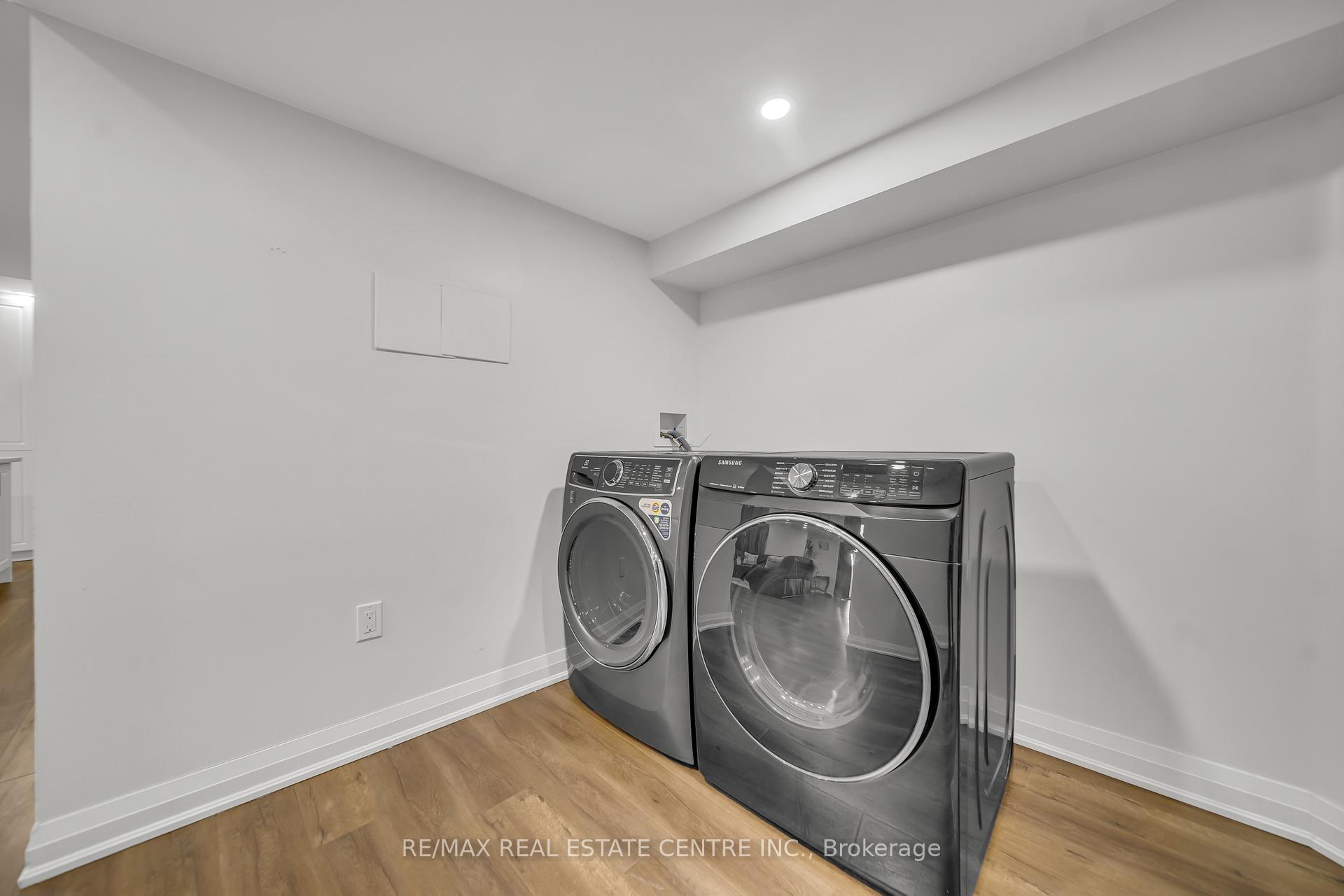Photo 41 of 317 Blair Creek Drive, Kitchener — HOMEH