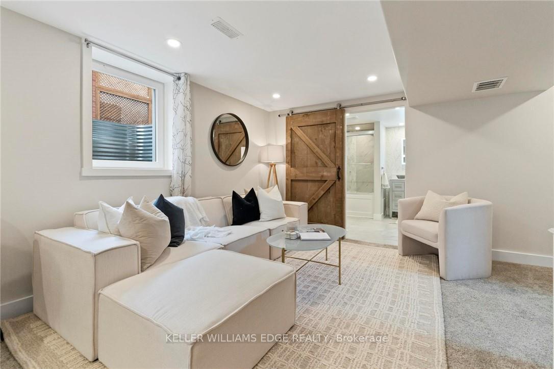 Photo 1 of Unit 2, 627 Upper Ottawa Street, Hamilton, Huntington — HOMEH