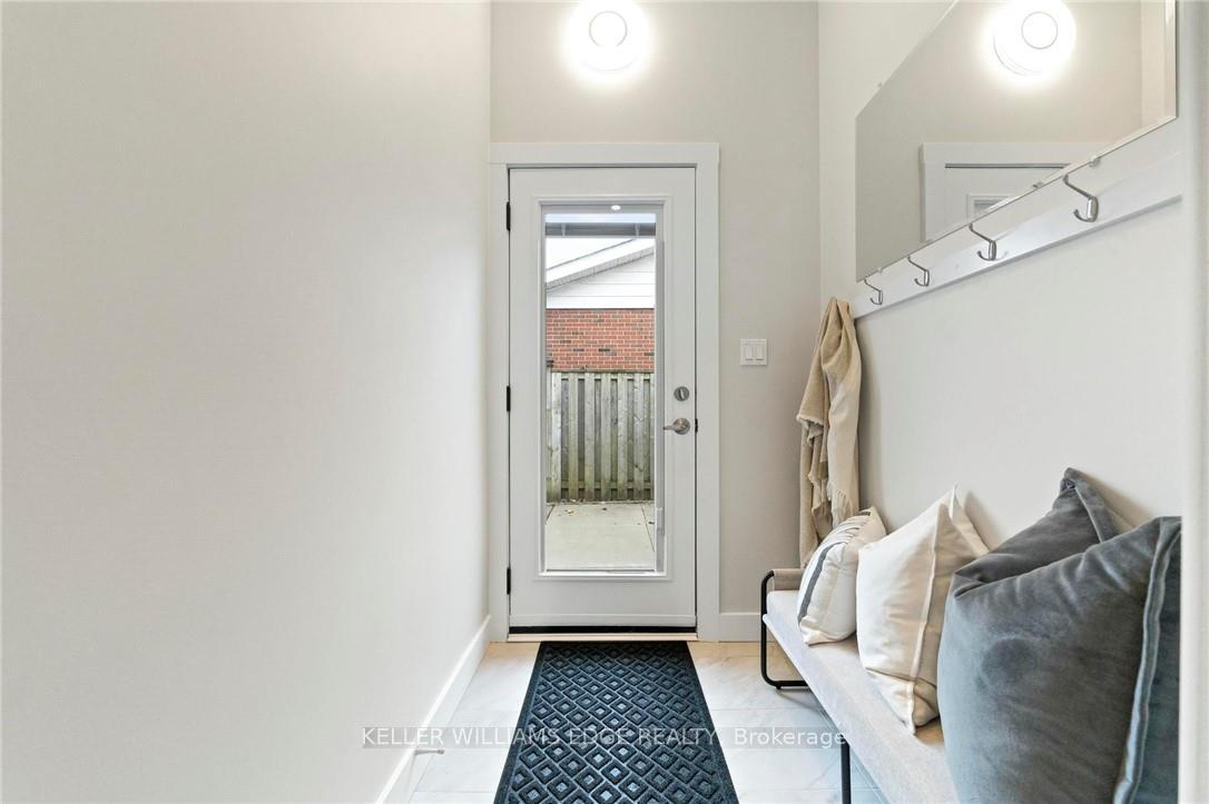 Photo 9 of Unit 2, 627 Upper Ottawa Street, Hamilton, Huntington — HOMEH