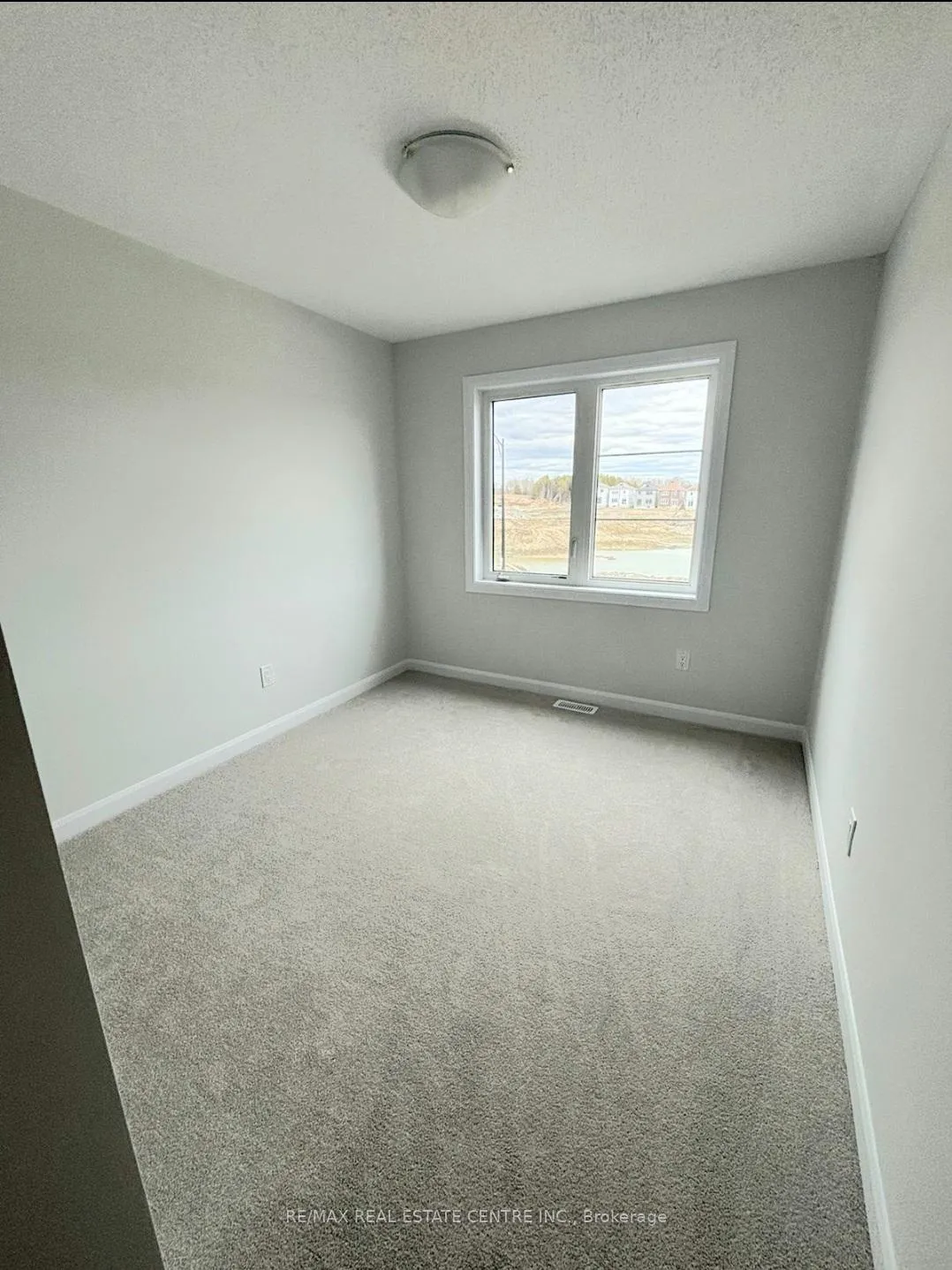 Photo 7 of 197 Invention Boulevard, Ottawa, Kanata - Morgan's Grant/South March — HOMEH