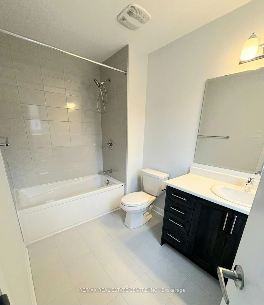 Photo 15 of 197 Invention Boulevard, Ottawa, Kanata - Morgan's Grant/South March — HOMEH