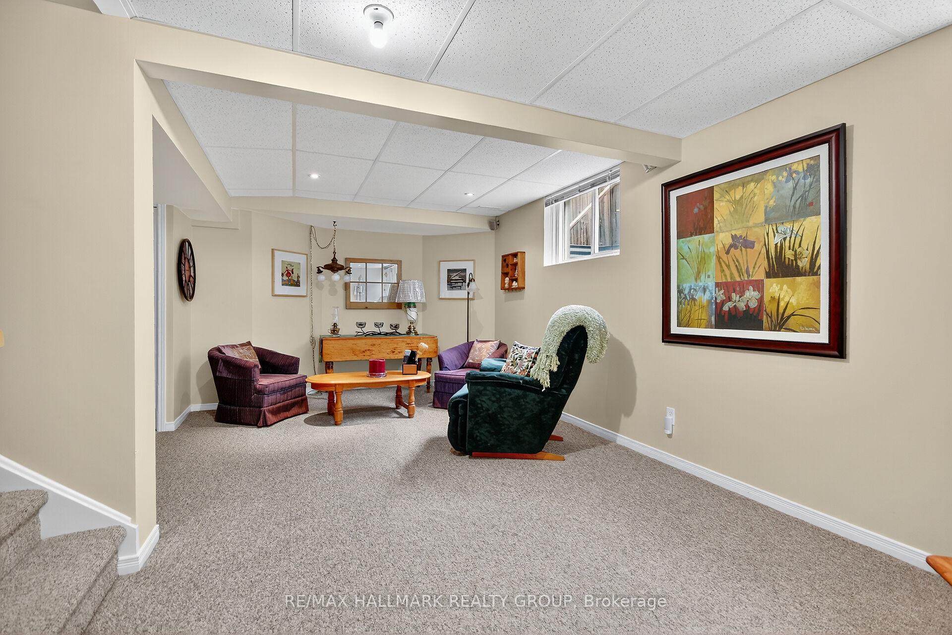 Photo 14 of 92 Stonemeadow Drive, Ottawa, Kanata - Bridlewood — HOMEH
