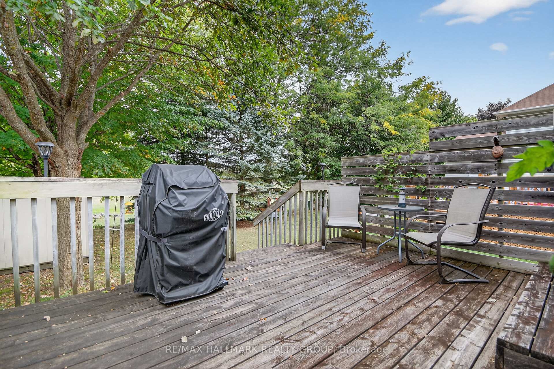 Photo 17 of 92 Stonemeadow Drive, Ottawa, Kanata - Bridlewood — HOMEH