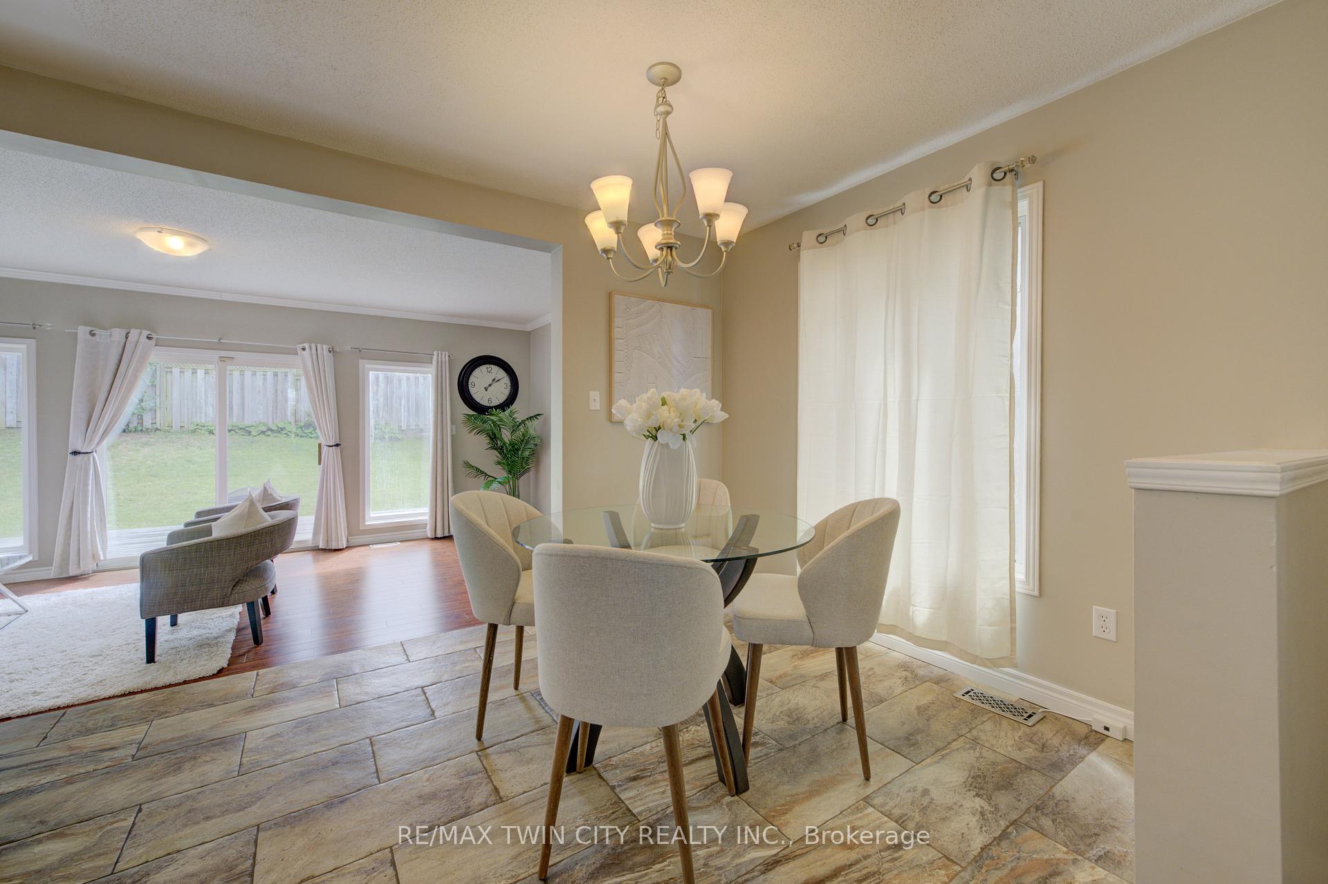 Photo 5 of 503 Veronica Drive, Kitchener — HOMEH