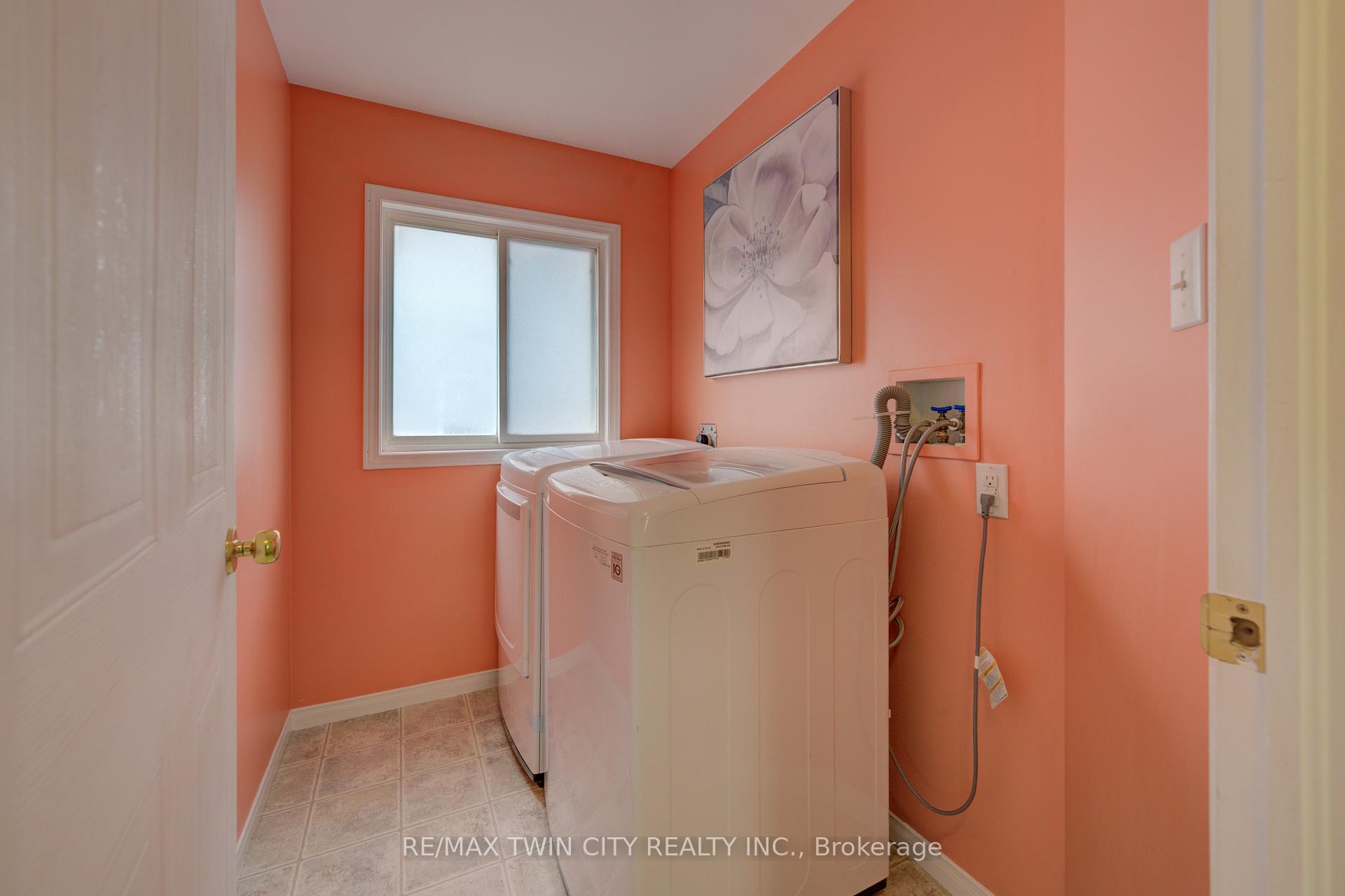 Photo 26 of 503 Veronica Drive, Kitchener — HOMEH