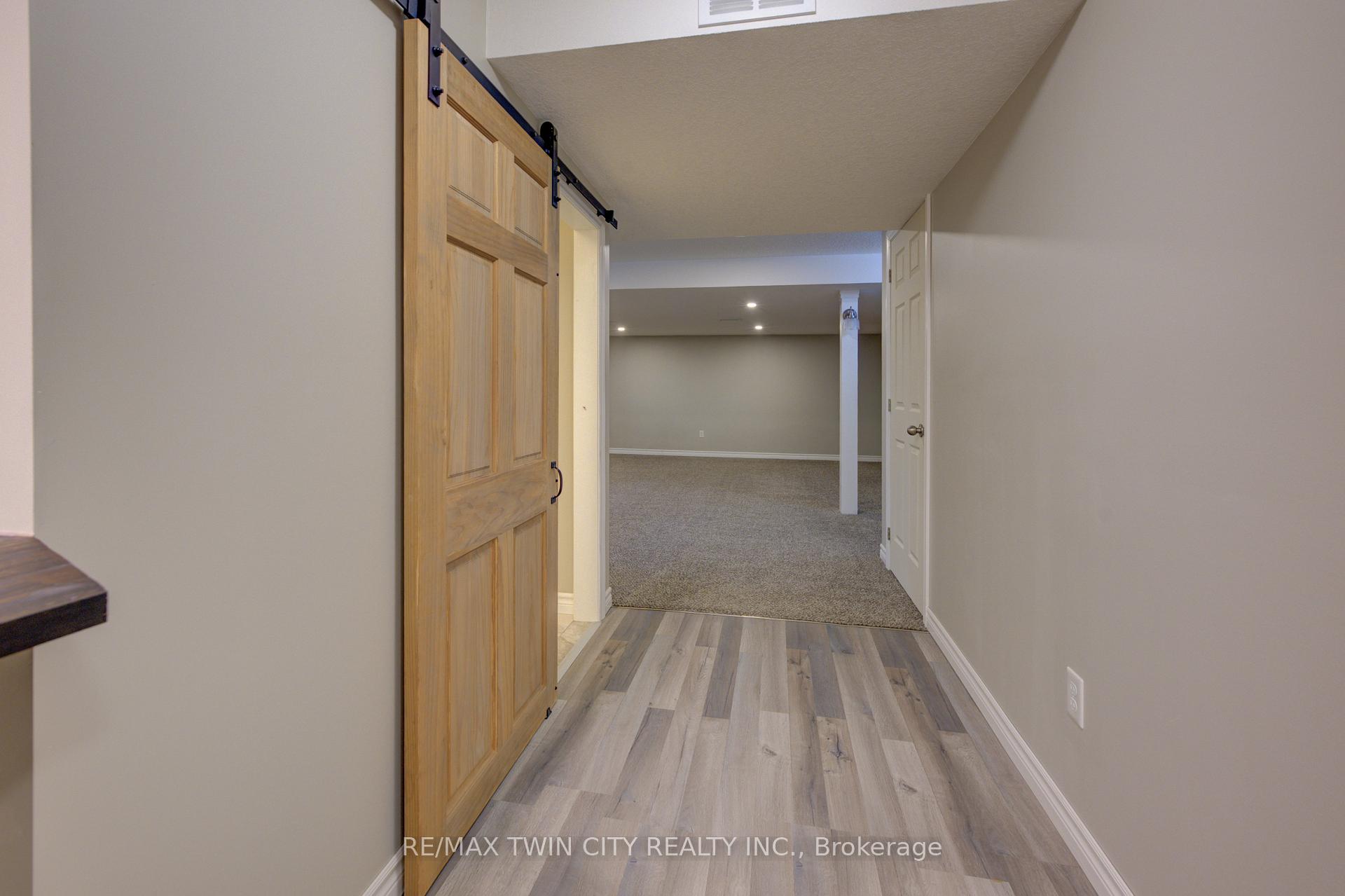 Photo 28 of 503 Veronica Drive, Kitchener — HOMEH