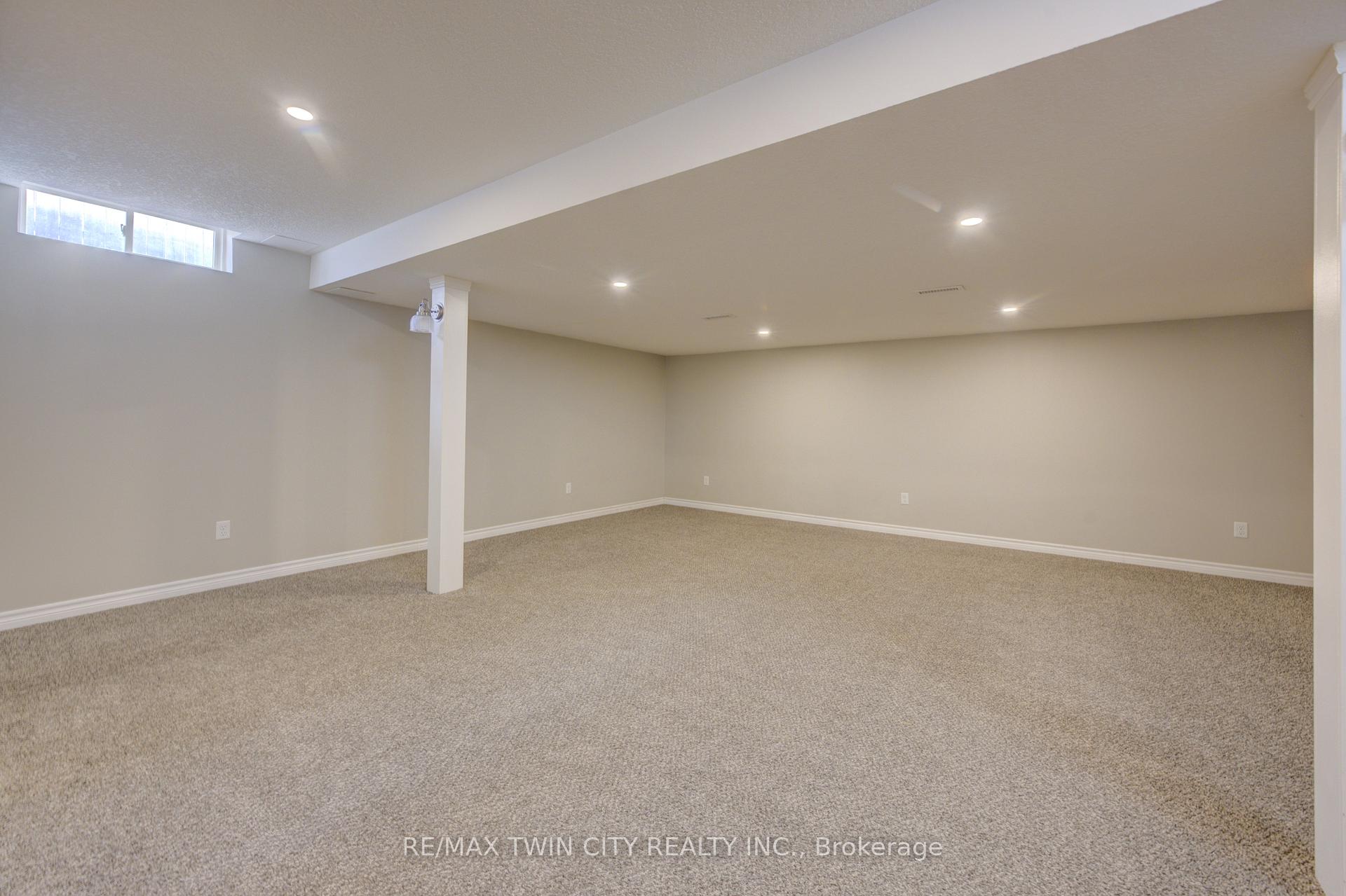 Photo 29 of 503 Veronica Drive, Kitchener — HOMEH