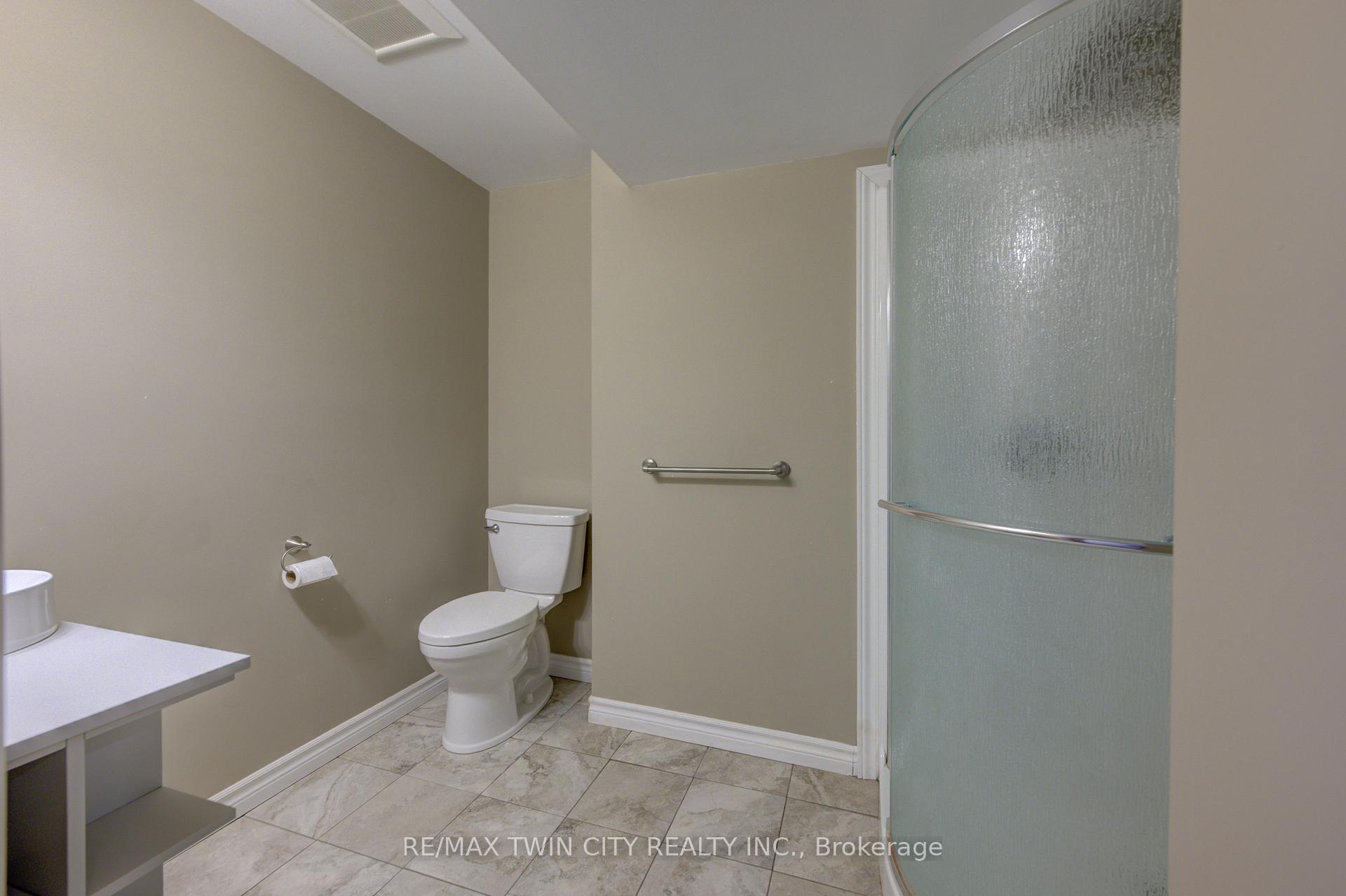 Photo 32 of 503 Veronica Drive, Kitchener — HOMEH