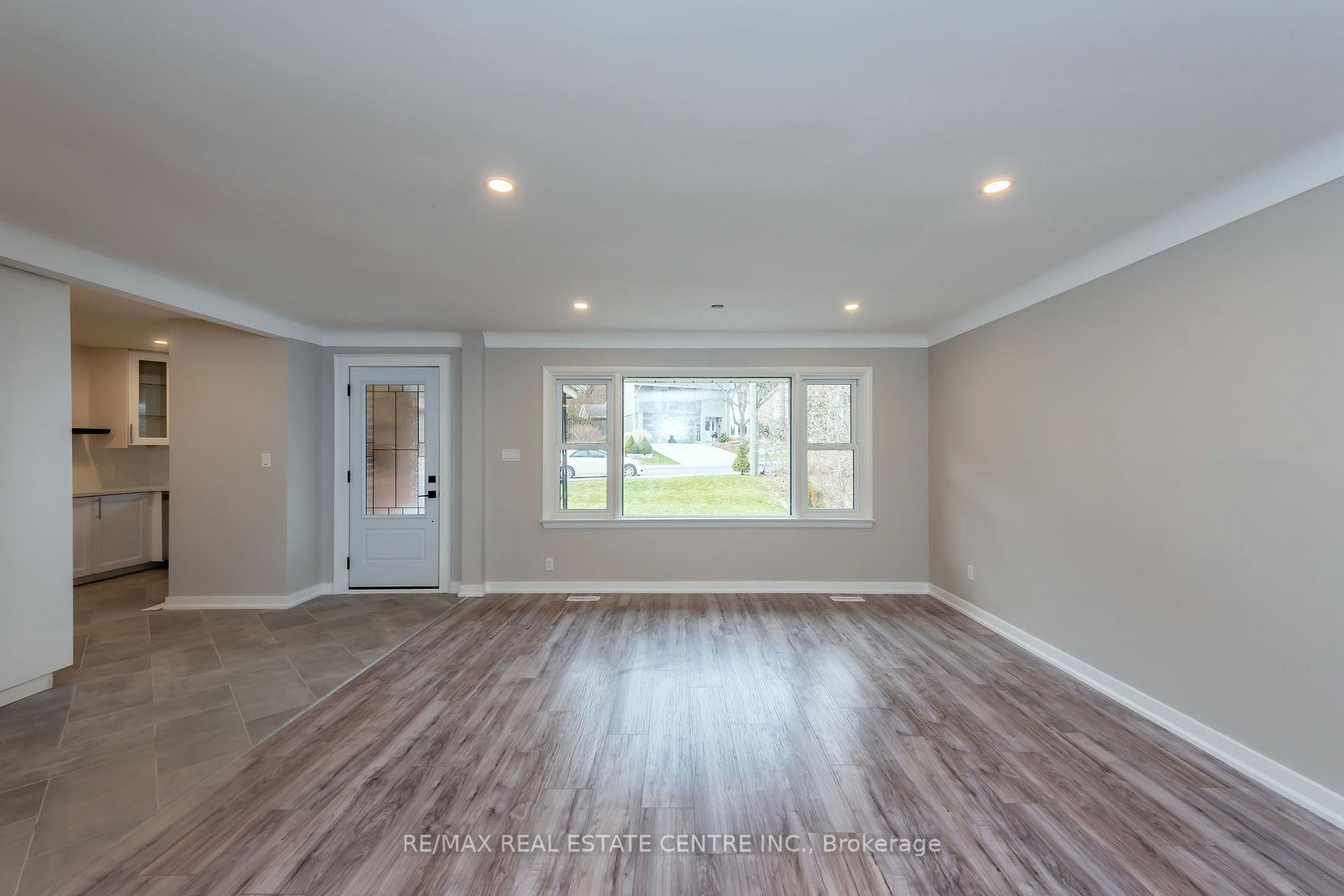 Photo 7 of Unit A, 75 Kimberly Drive, Hamilton, Rosedale — HOMEH