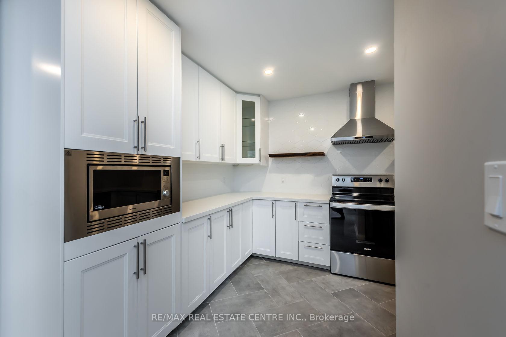 Photo 8 of Unit A, 75 Kimberly Drive, Hamilton, Rosedale — HOMEH