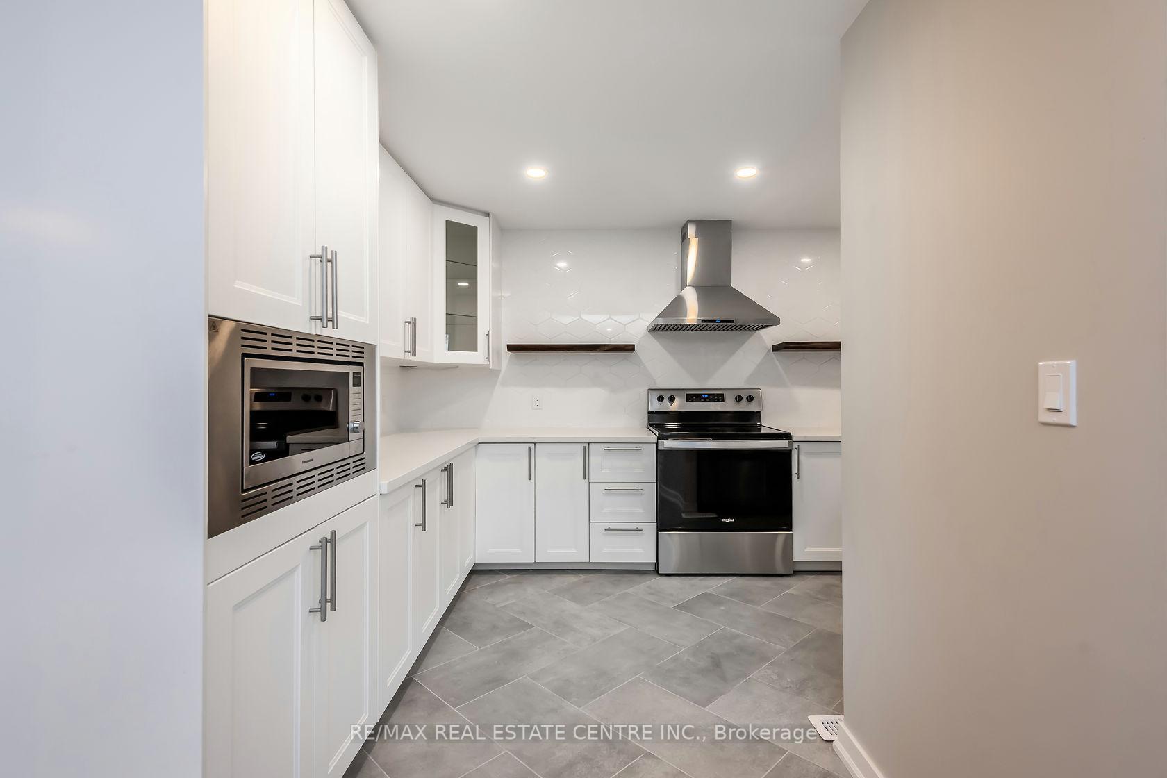 Photo 9 of Unit A, 75 Kimberly Drive, Hamilton, Rosedale — HOMEH