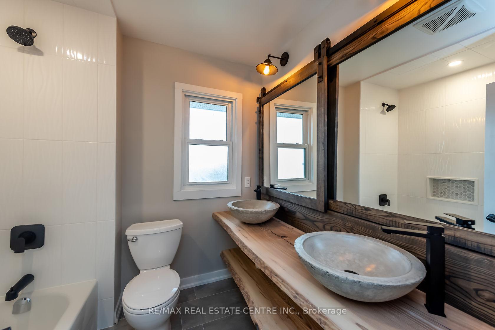 Photo 18 of Unit A, 75 Kimberly Drive, Hamilton, Rosedale — HOMEH