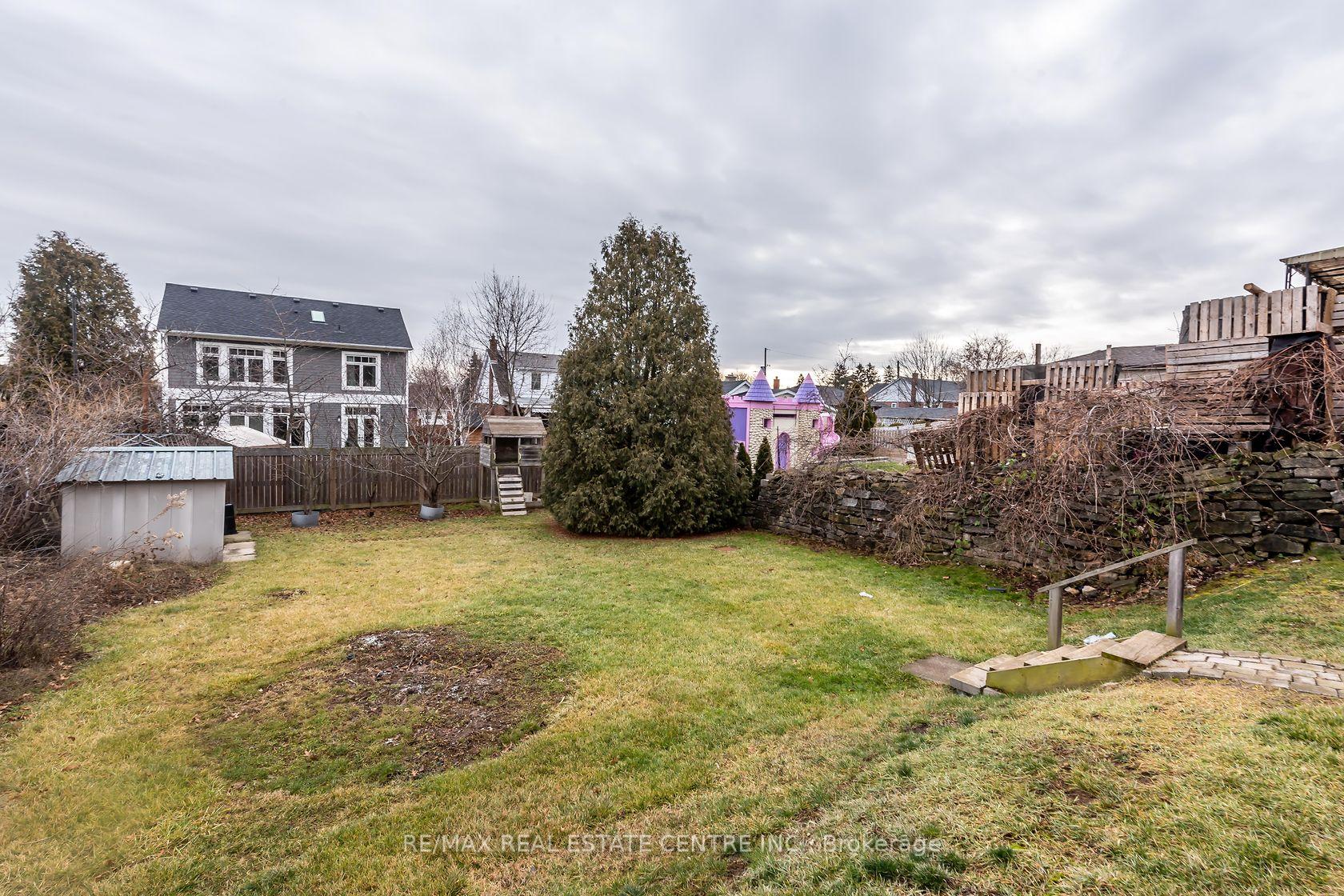 Photo 31 of Unit A, 75 Kimberly Drive, Hamilton, Rosedale — HOMEH