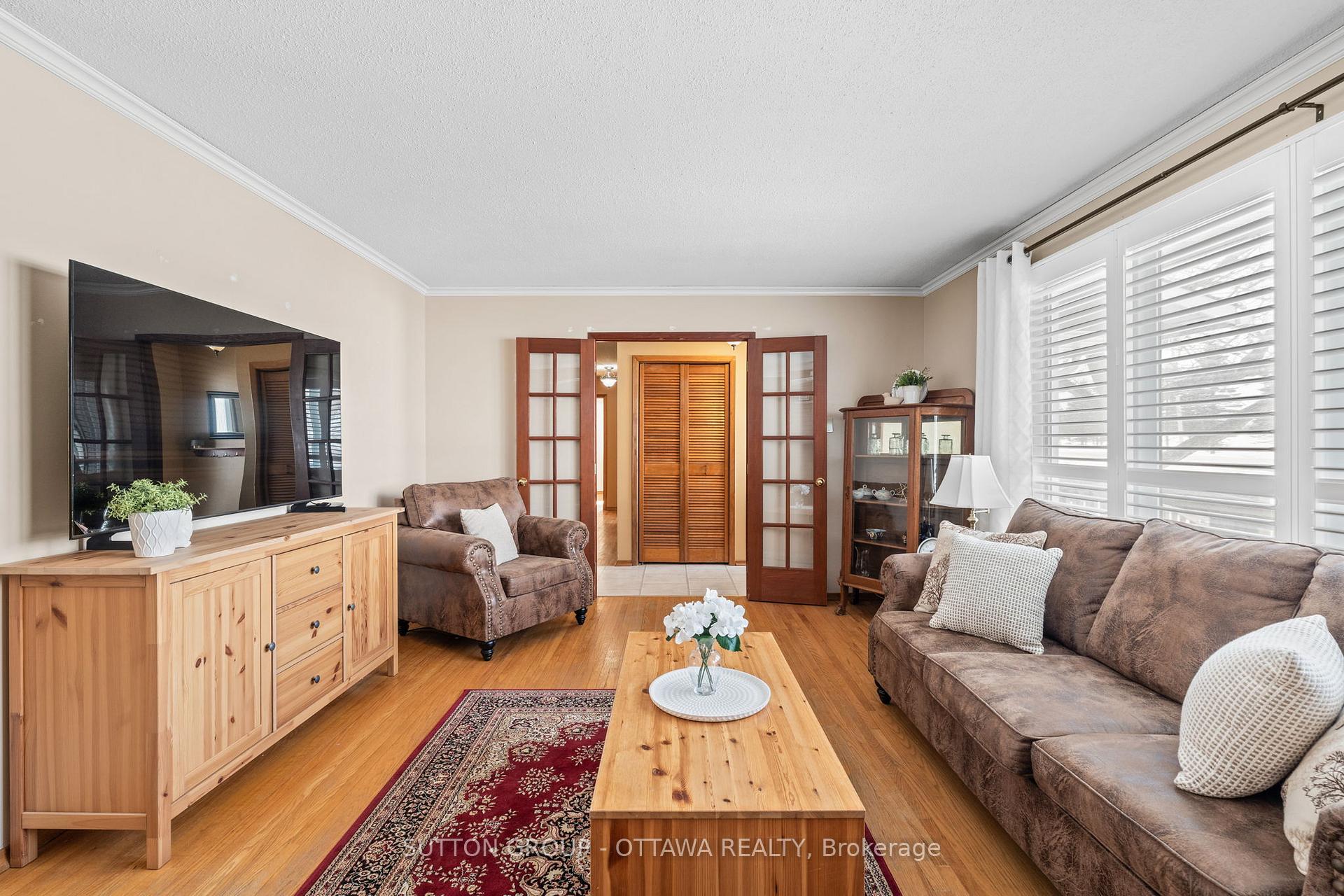 Photo 5 of 6489 Rideau Valley Drive N, Ottawa, Manotick South to Roger Stevens — HOMEH