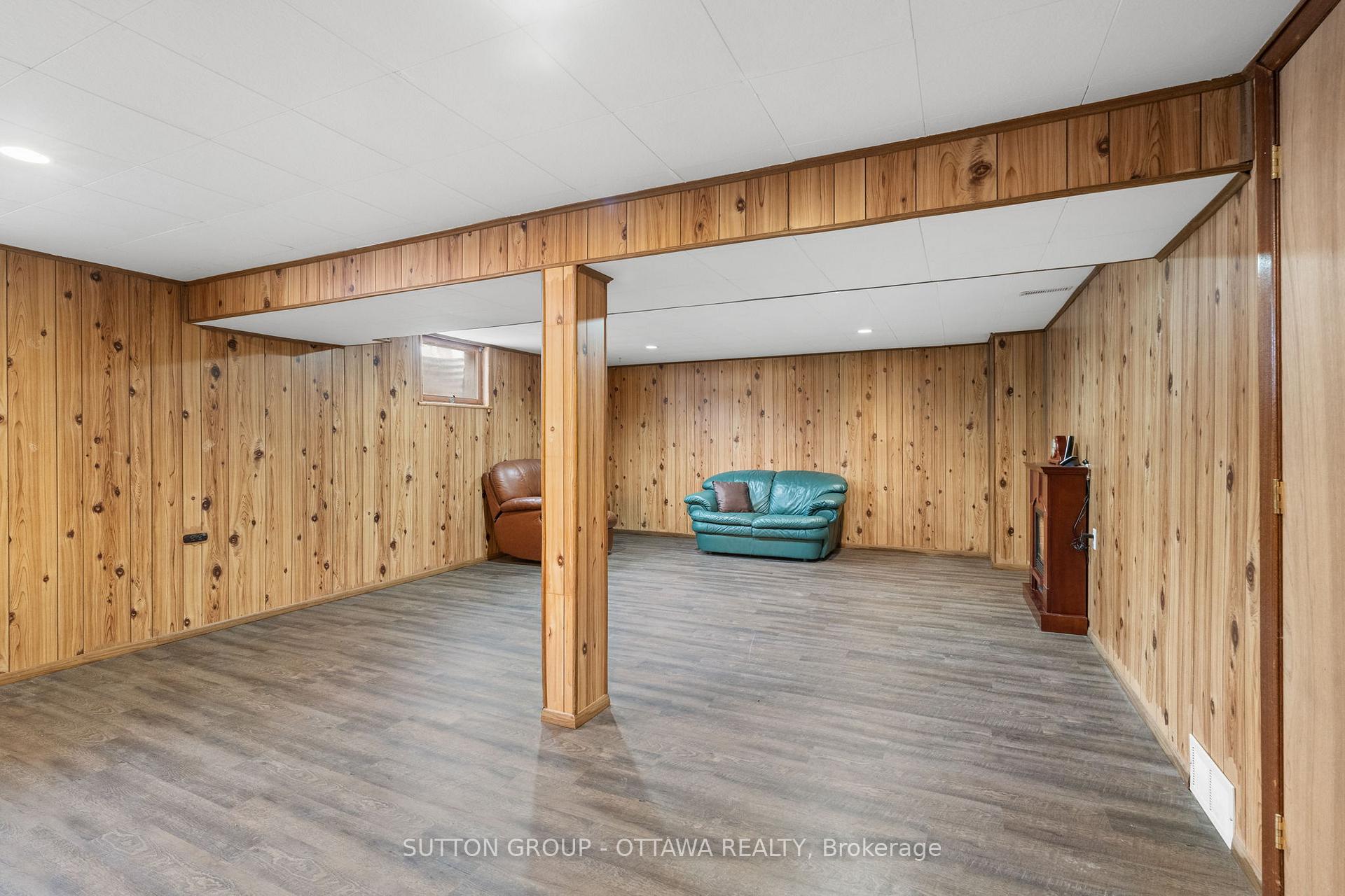 Photo 17 of 6489 Rideau Valley Drive N, Ottawa, Manotick South to Roger Stevens — HOMEH