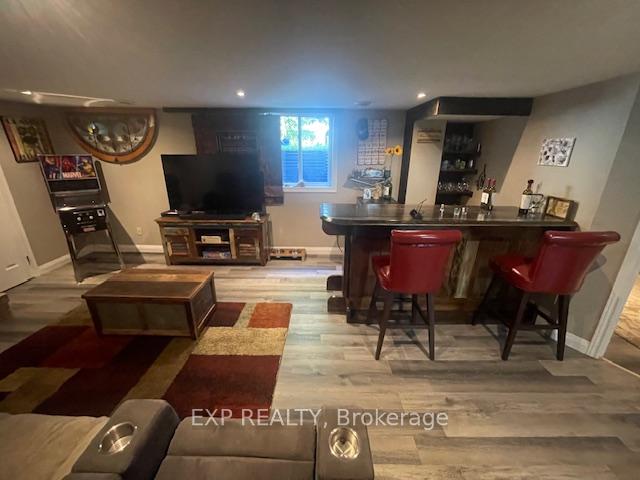 Photo 20 of 100 Harold Court, Lucan Biddulph, Lucan — HOMEH