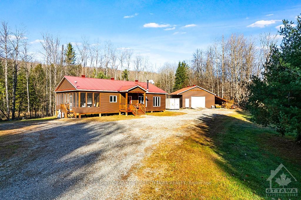 Photo 1 of 1044 Lavant Mill Road, Lanark Highlands, Lanark Highlands (Dalhousie) Twp — HOMEH