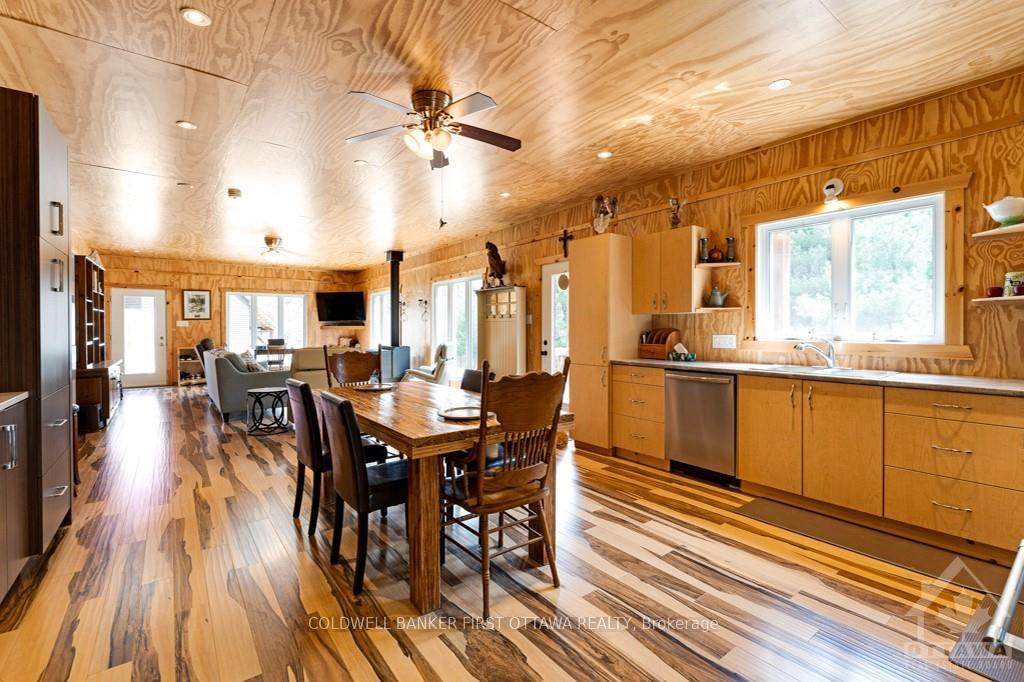 Photo 8 of 1044 Lavant Mill Road, Lanark Highlands, Lanark Highlands (Dalhousie) Twp — HOMEH